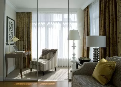 Seating area in L'Hermitage Hotel