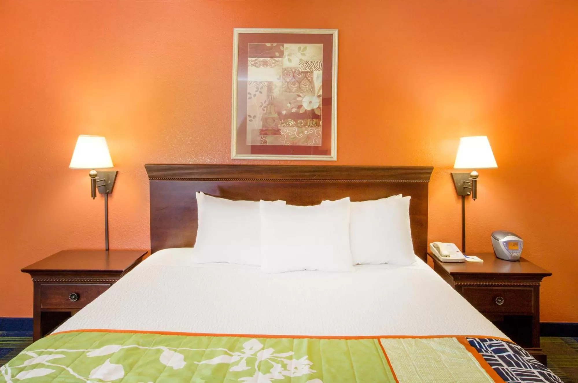 Bed in Days Inn by Wyndham Fremont