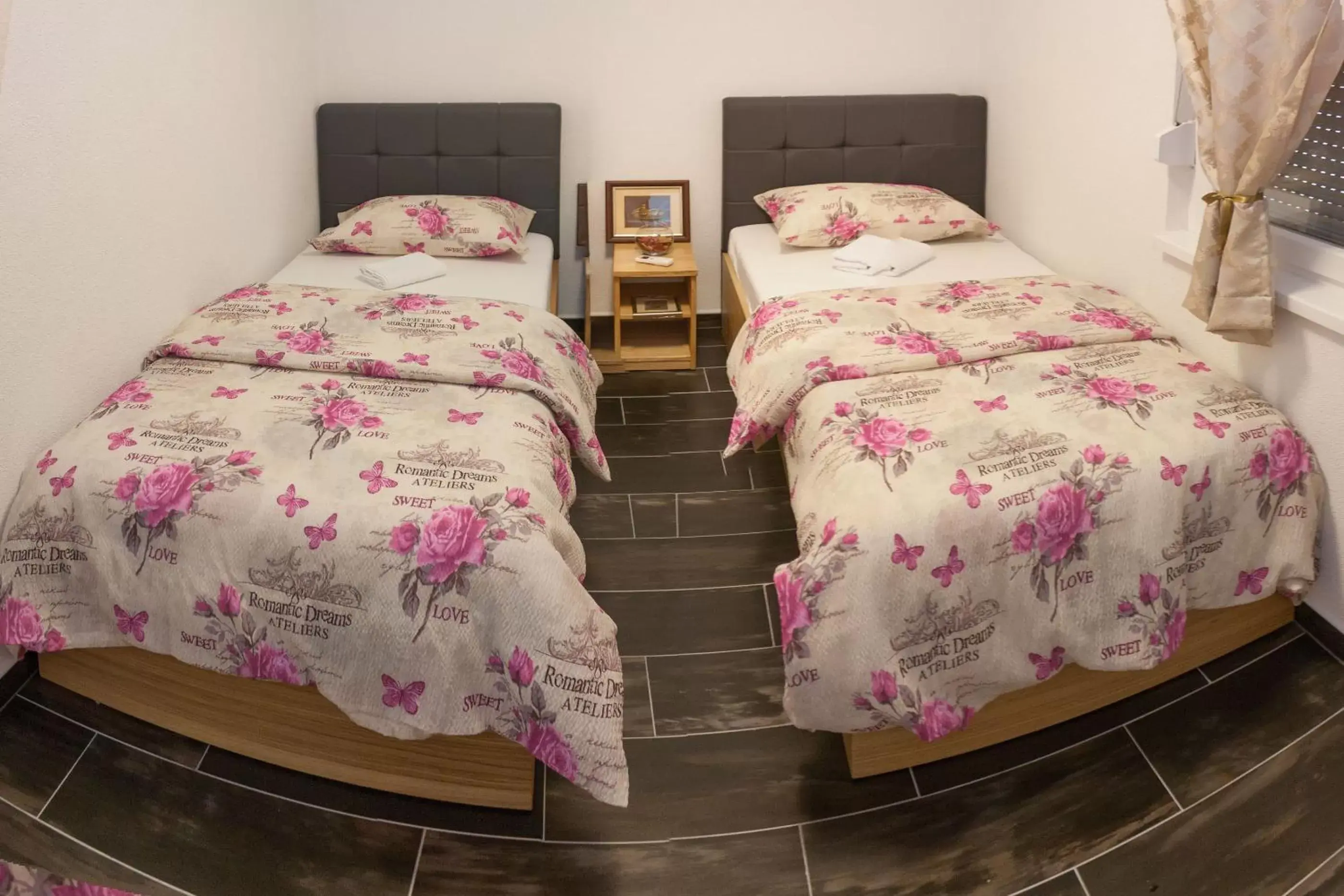 Twin Room in Villa Maja Twin Room in Villa Maja