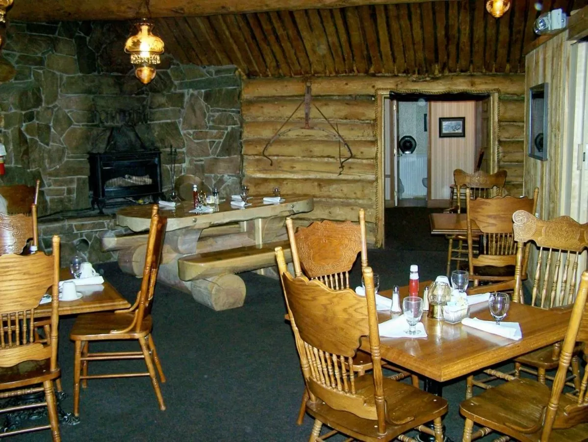 Restaurant/places to eat in Chena Hot Springs Resort