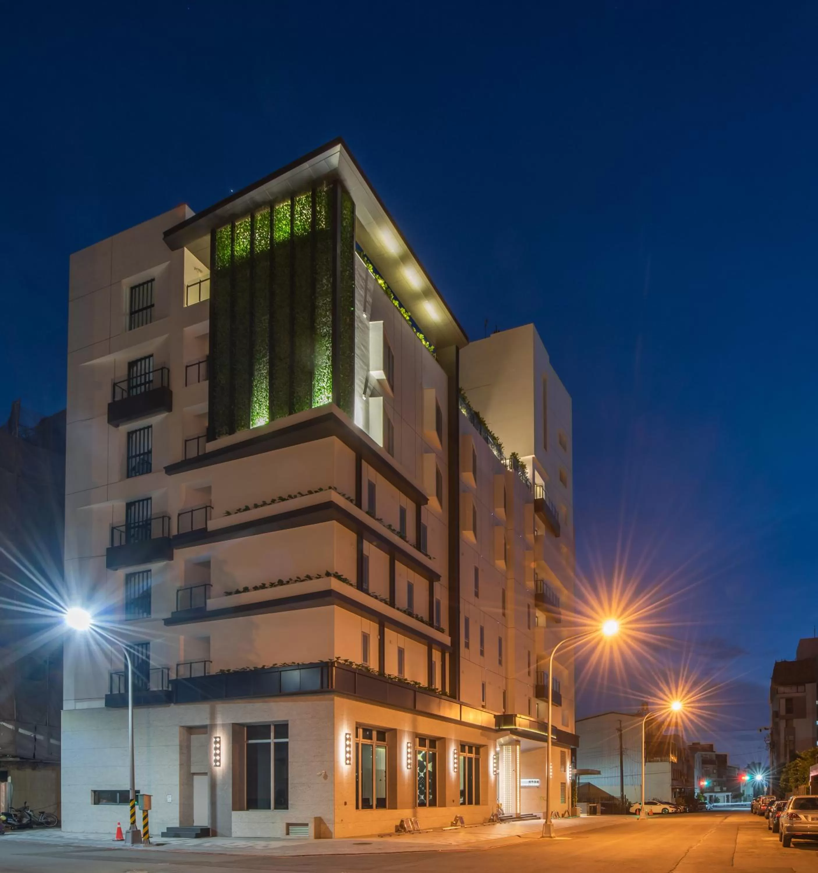 Night in Ramble Hotel