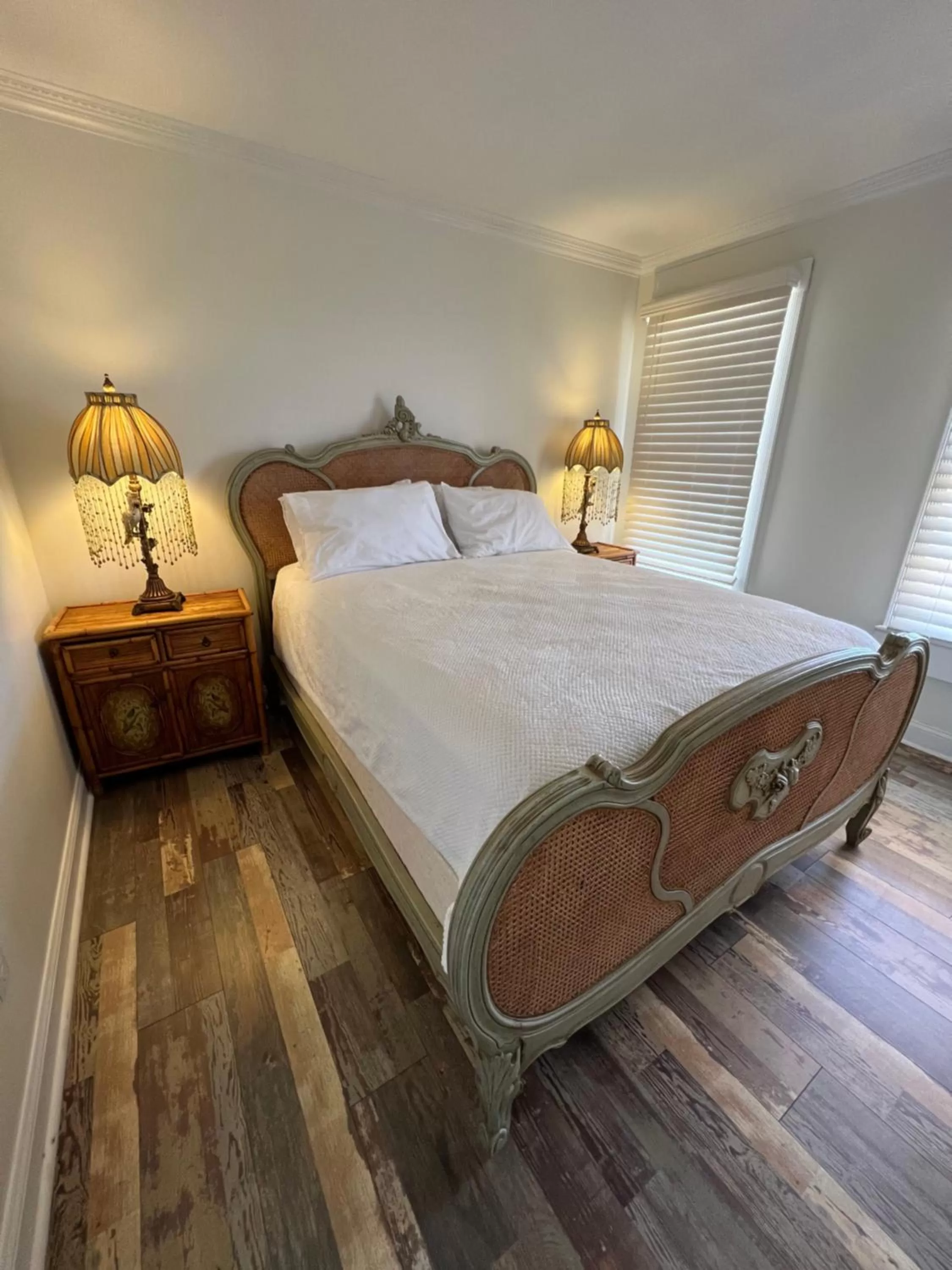 Bedroom, Bed in Elaine's Cape May Boutique Hotel