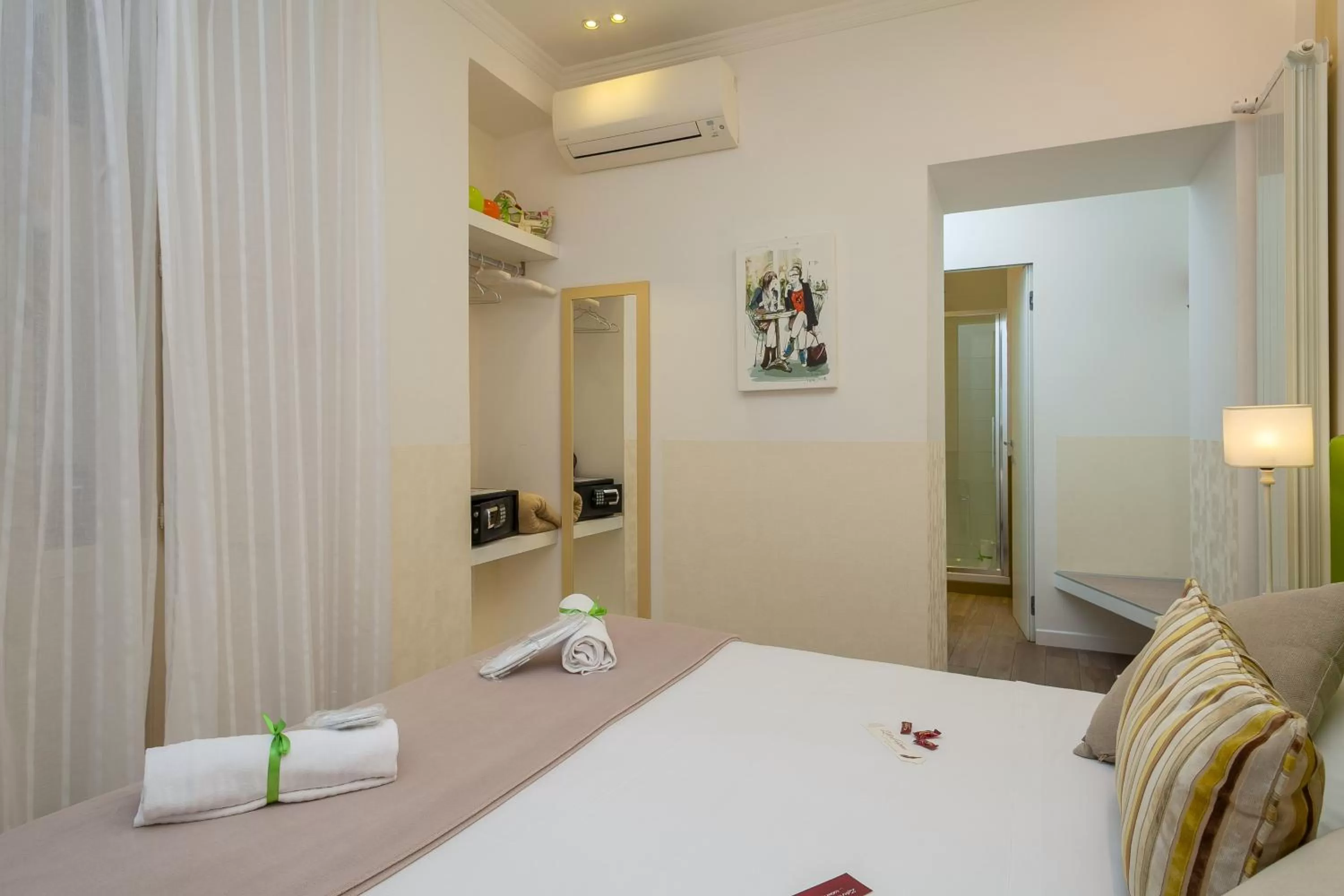 Photo of the whole room, Bed in Zefiro Home