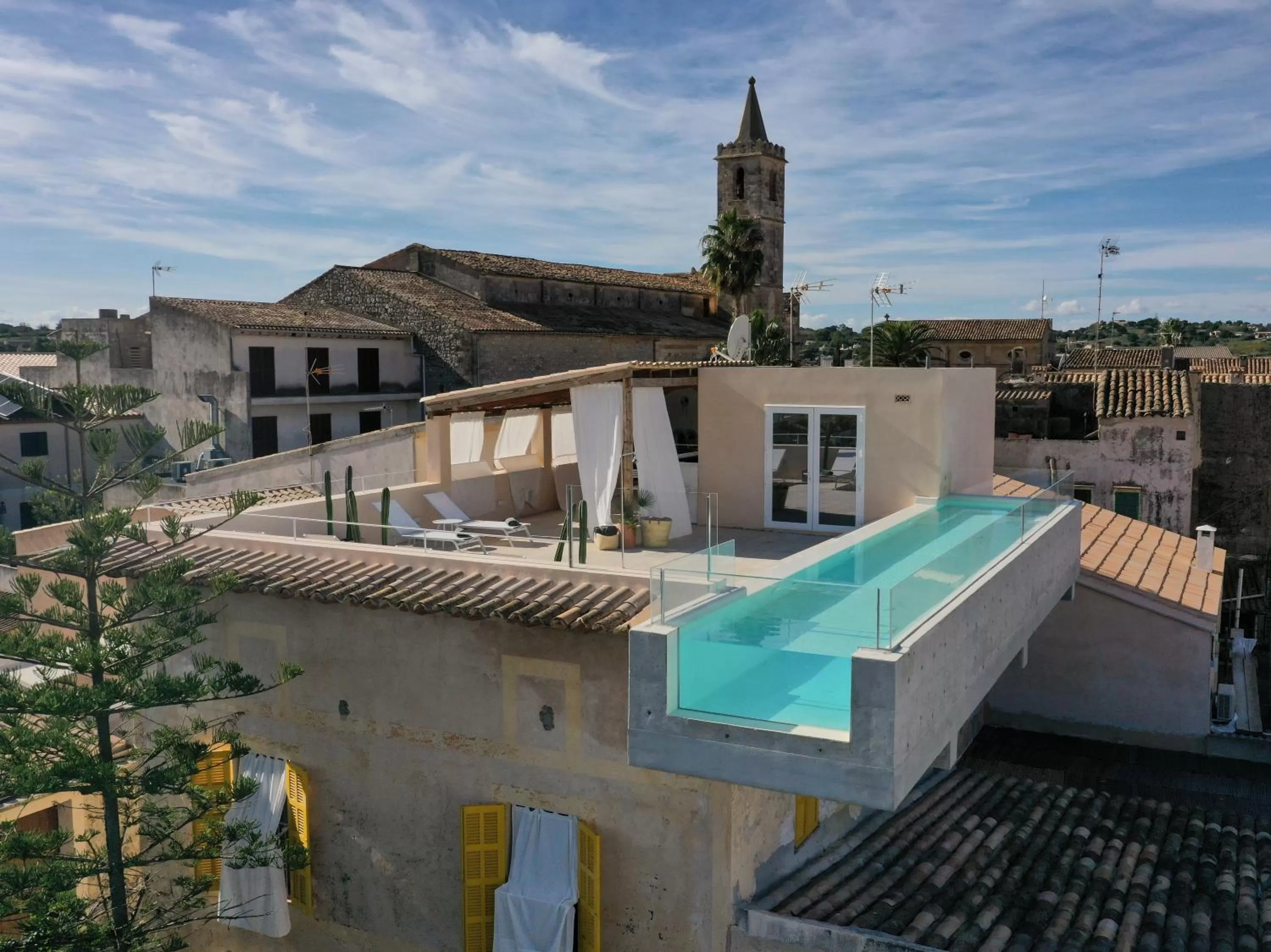 Swimming pool in Hotel Boutique Can Pocovi