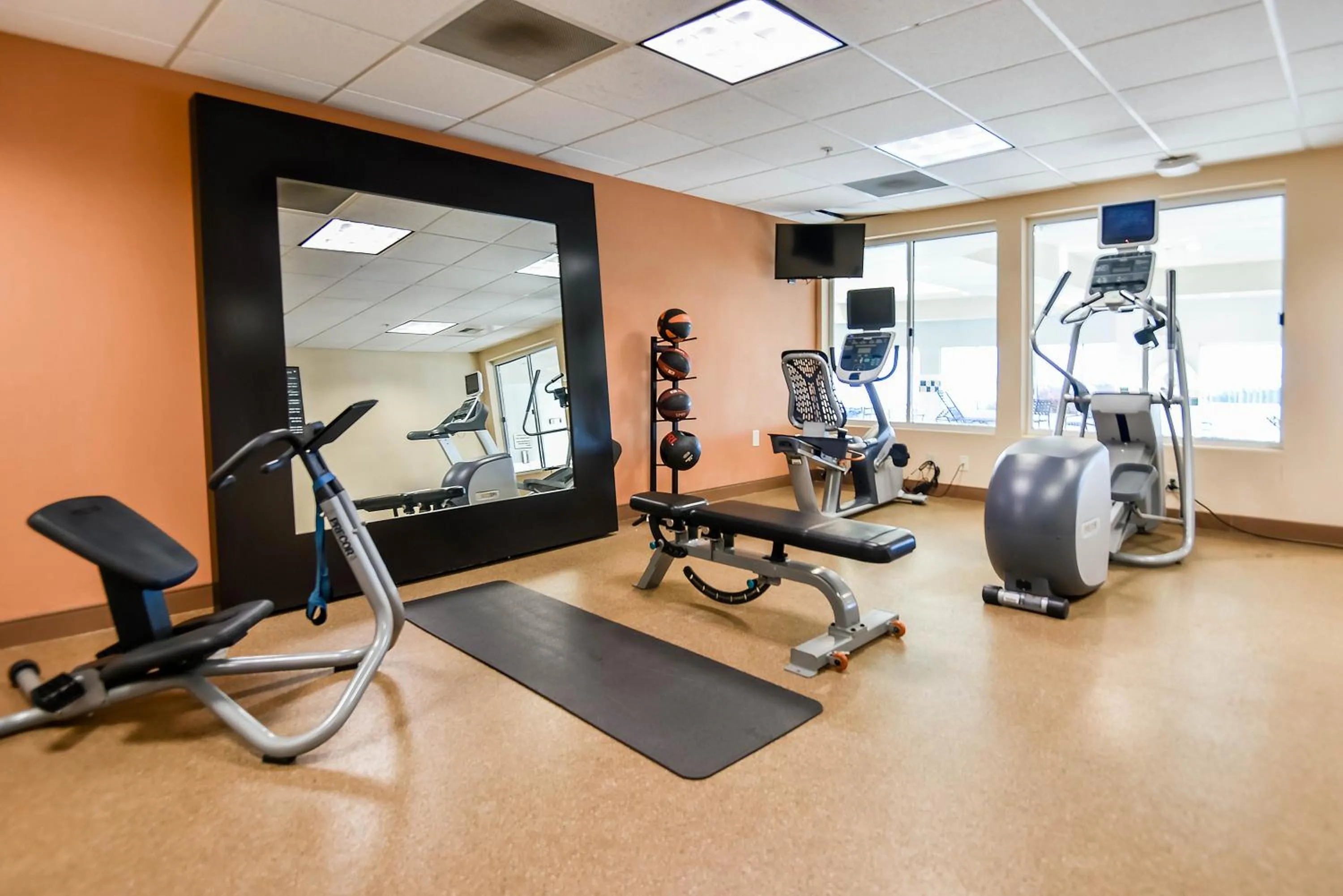 Fitness centre/facilities in Shutters Hotel