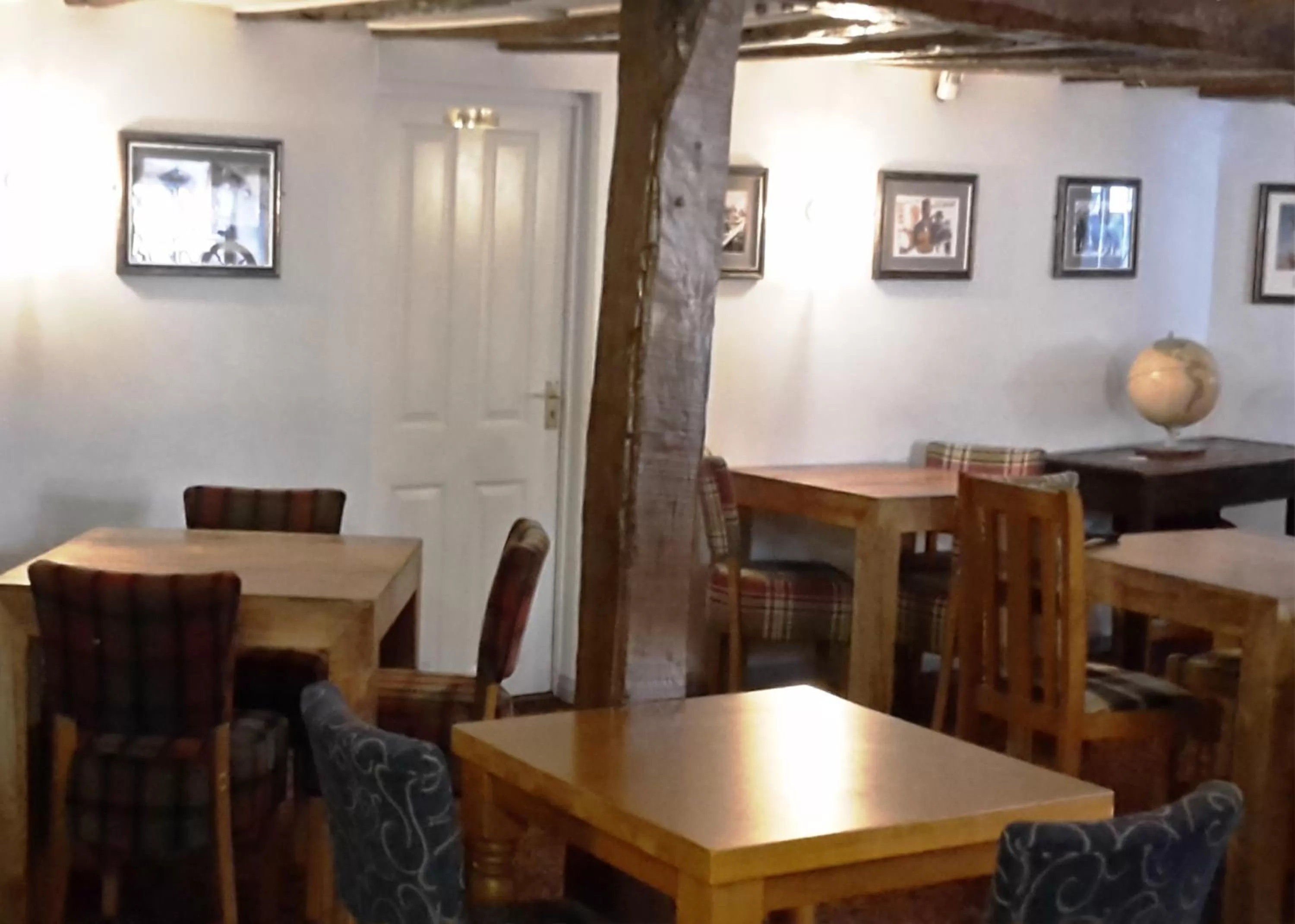 Lounge or bar in Old George Hotel