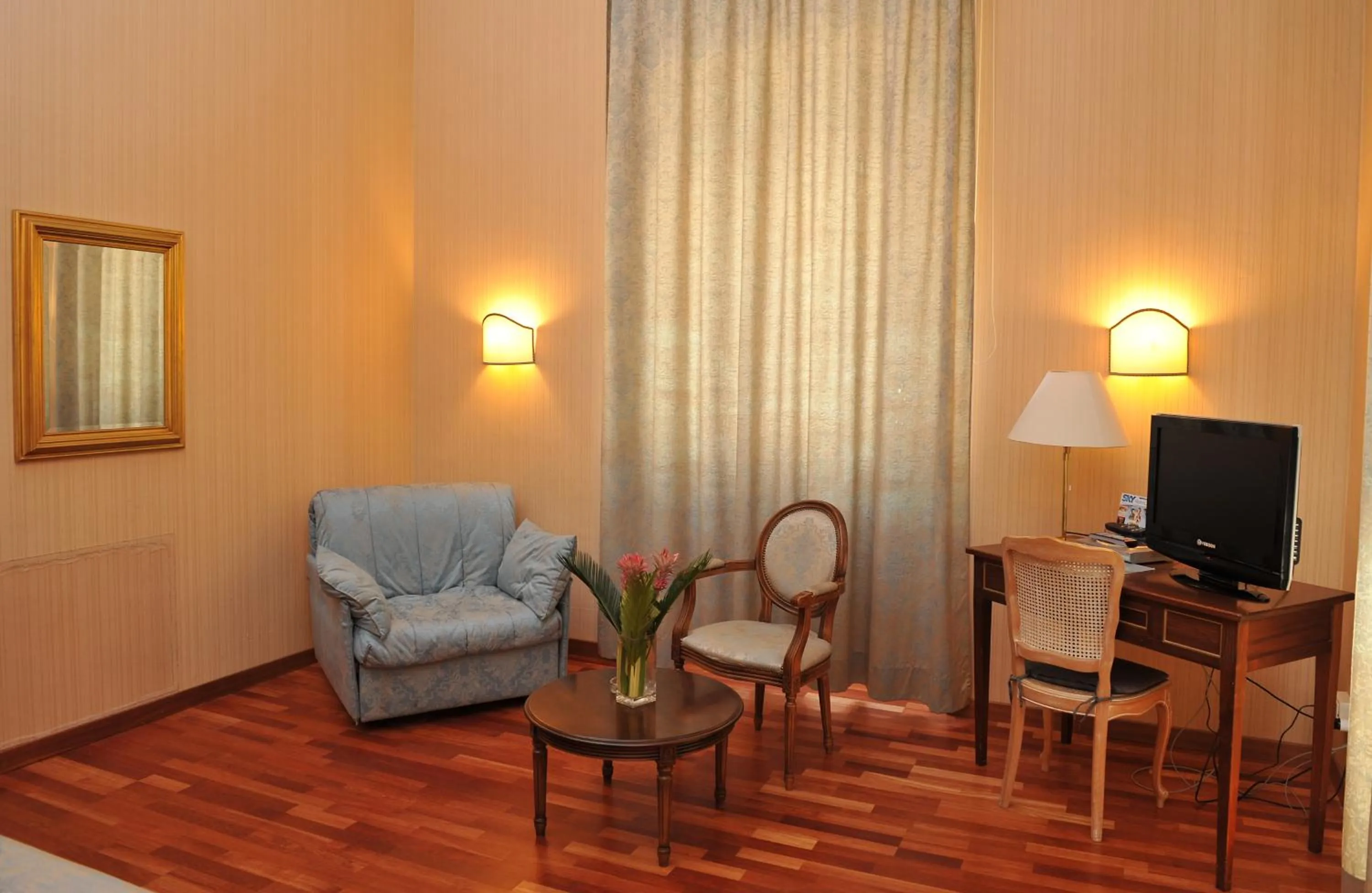 Living room in Grande Albergo Quattro Stagioni