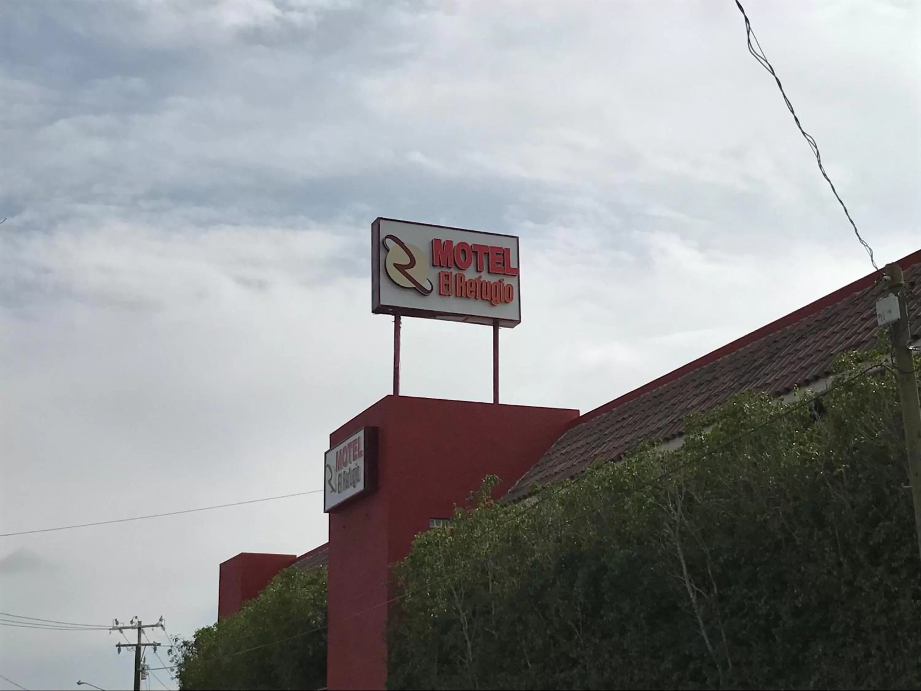 Property Logo/Sign in Motel El Refugio