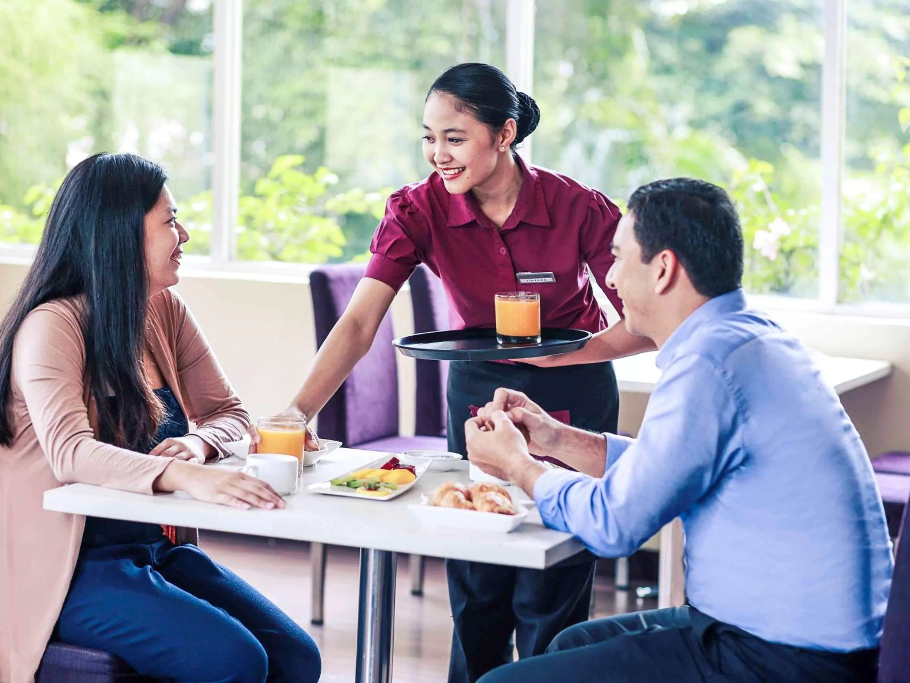 Restaurant/places to eat in Mercure Jakarta Kota