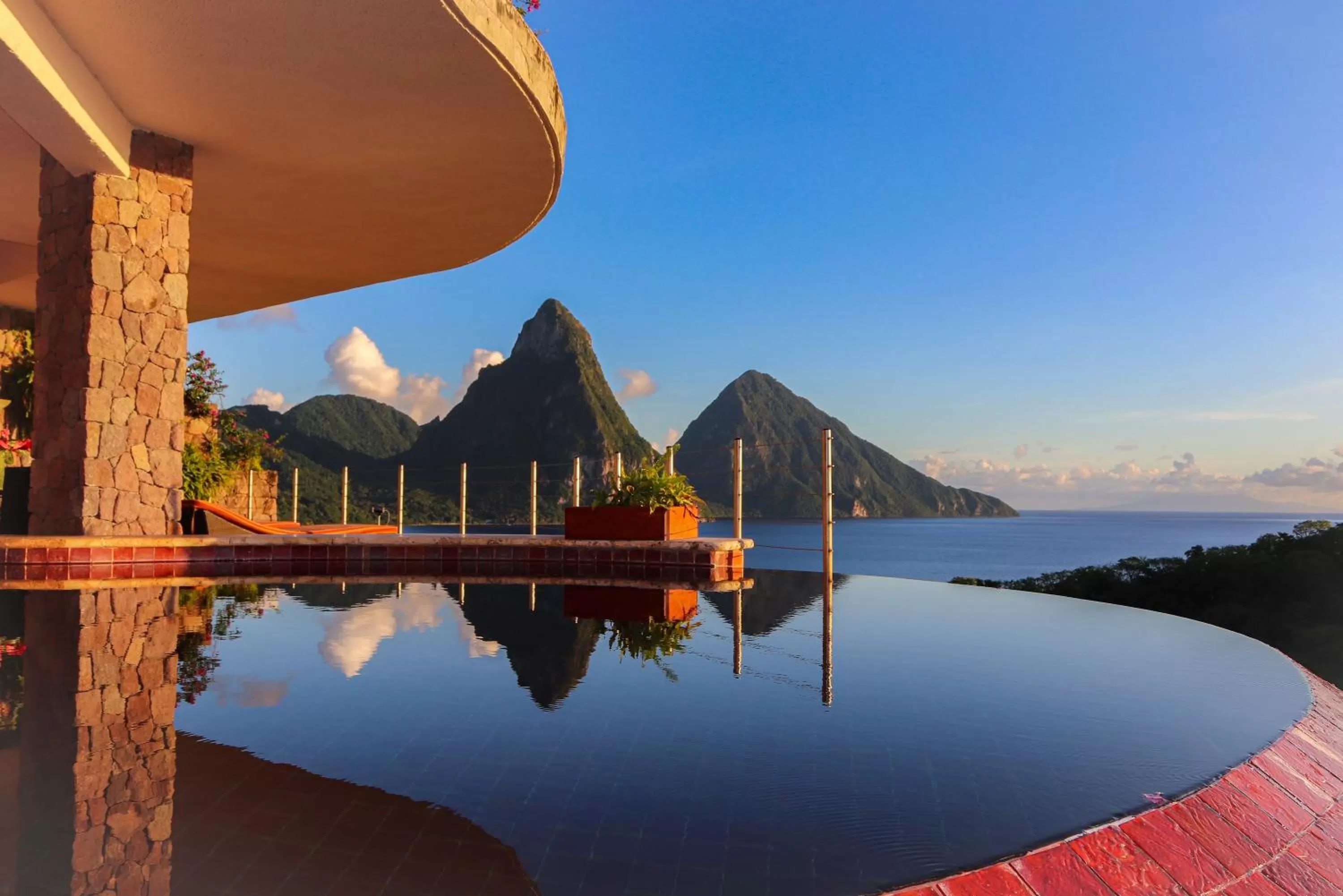 Pool view in Jade Mountain