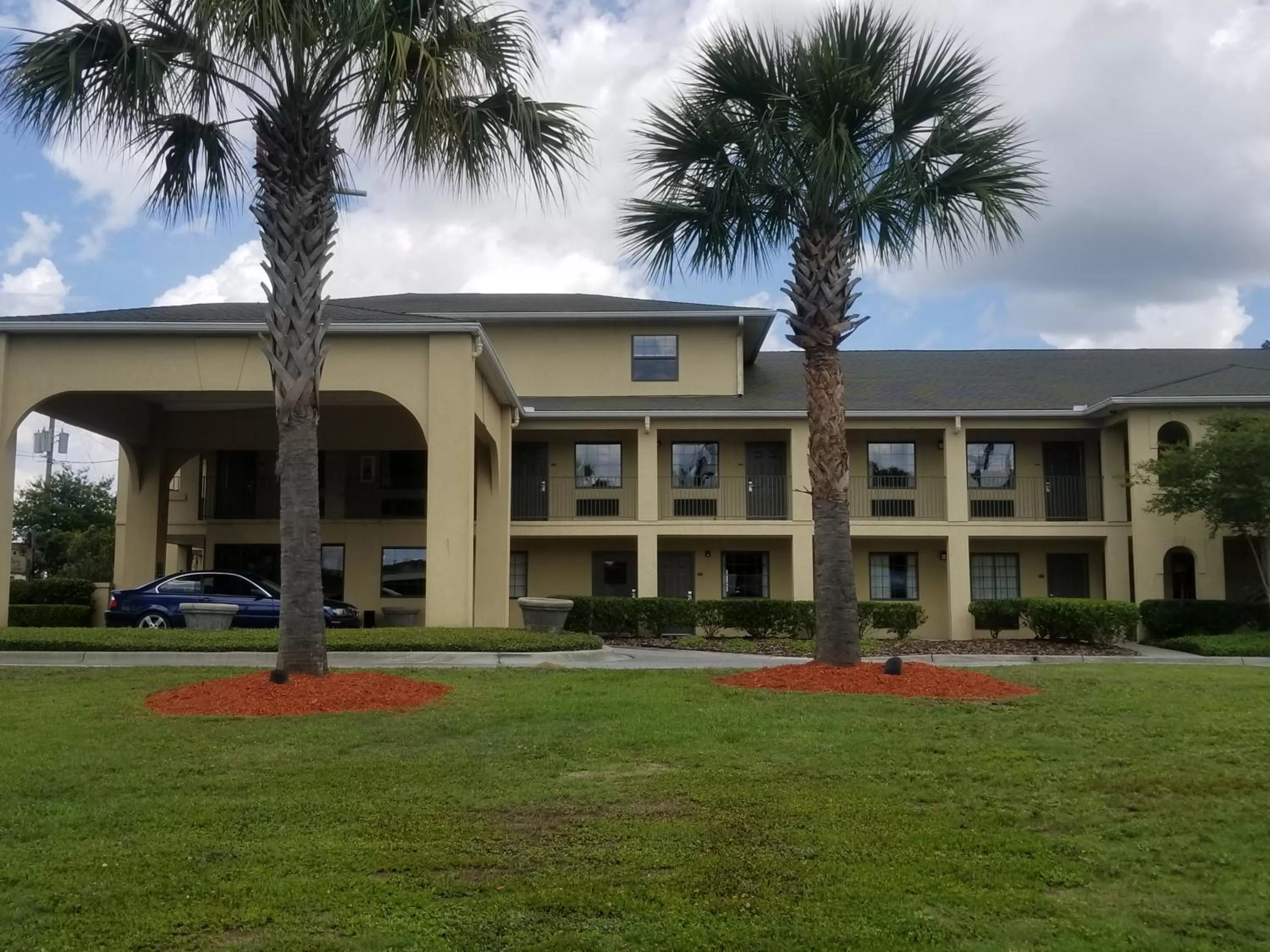 Facade/entrance in Inn at Mulberry Grove