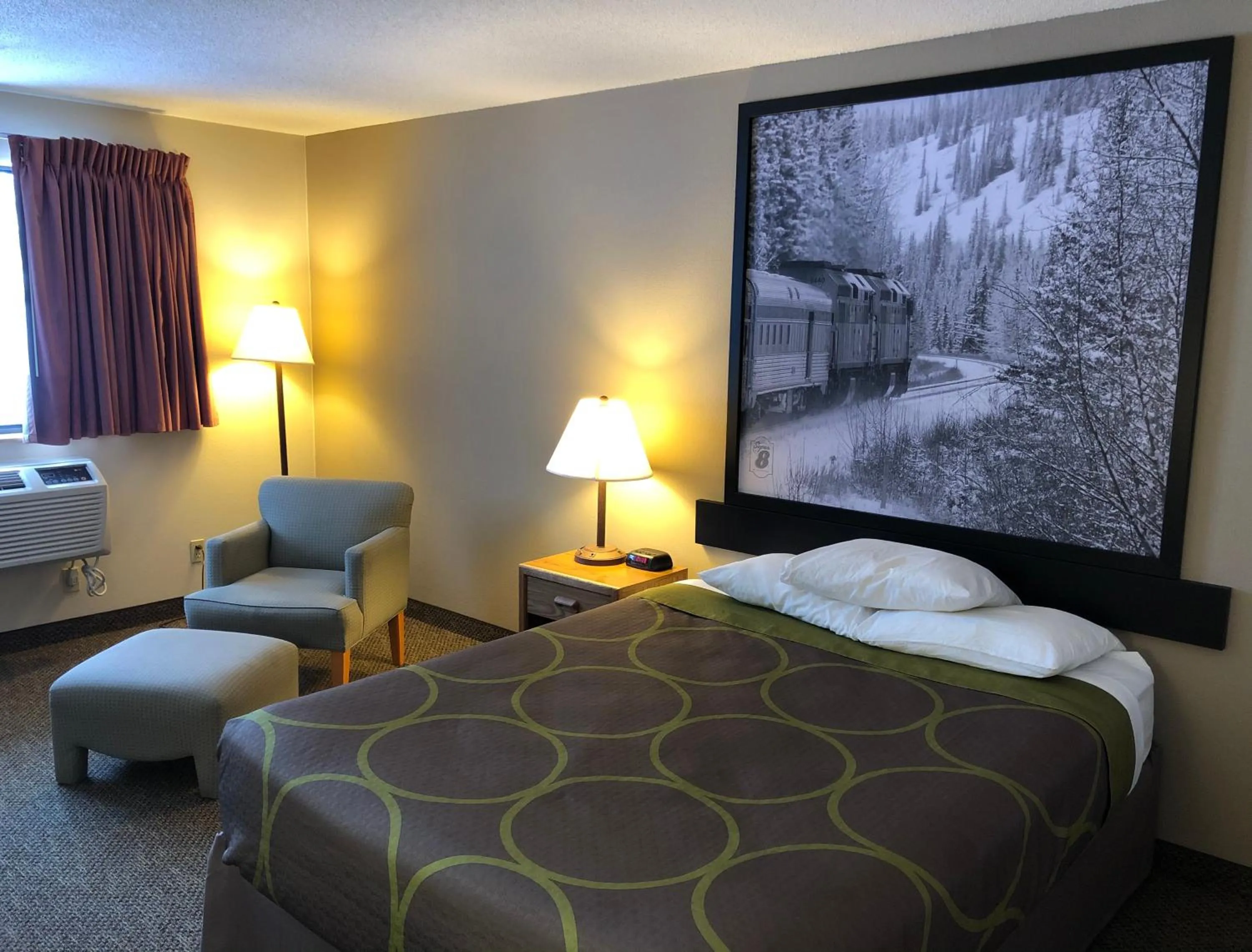 Bed in Super 8 by Wyndham Salmon Arm