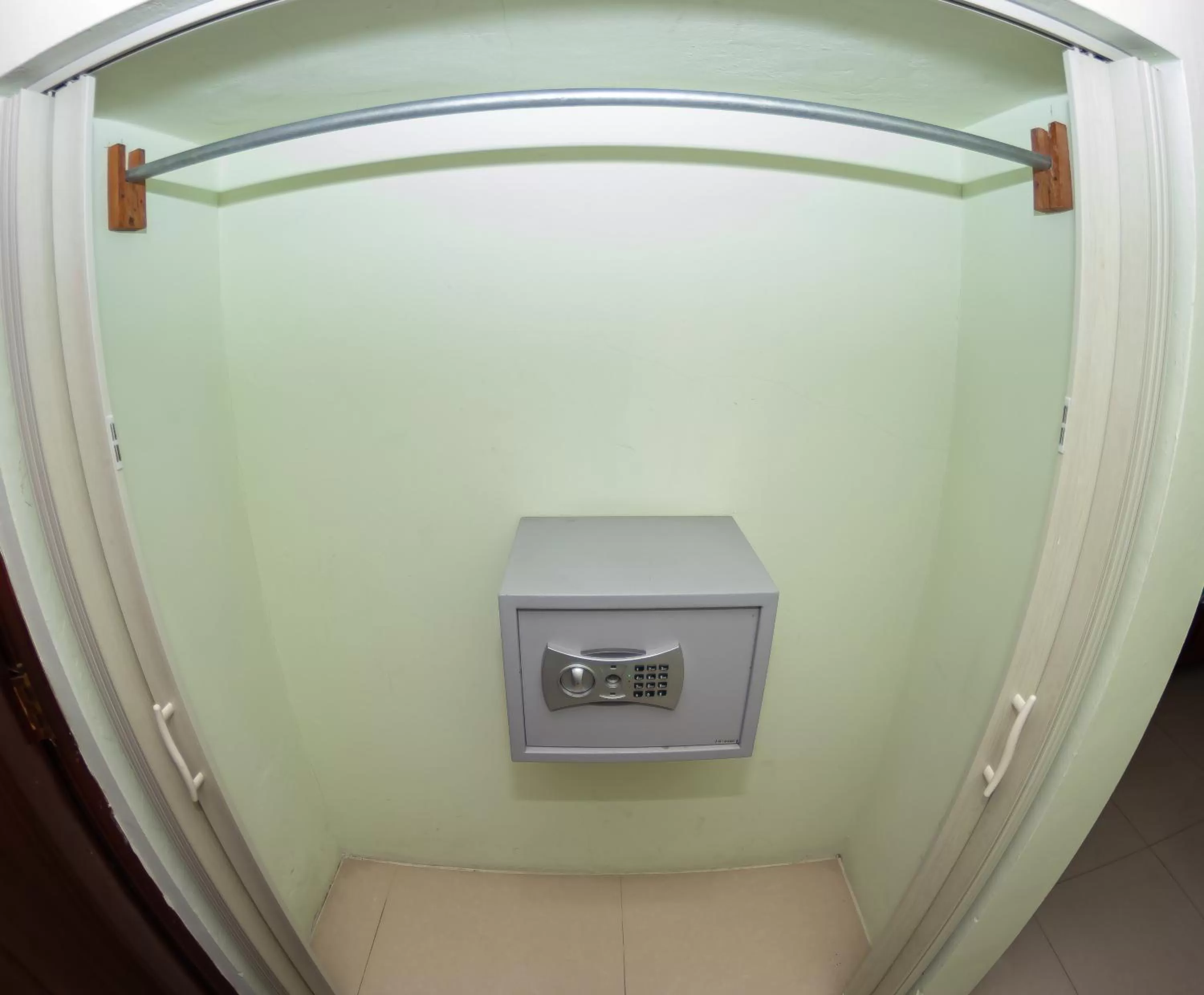 safe in Hotel Renacer