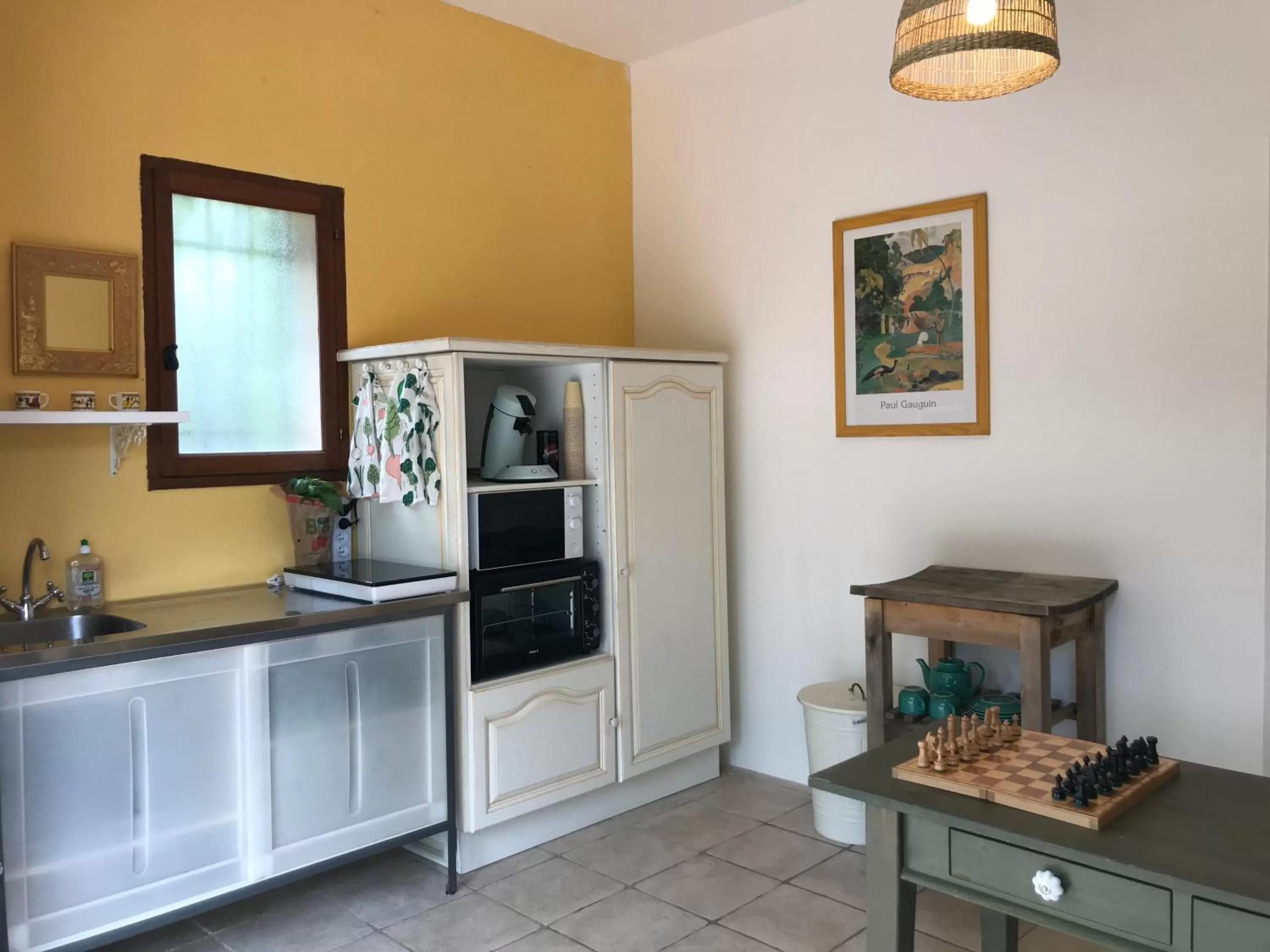 Kitchen or kitchenette in Les Bosquets