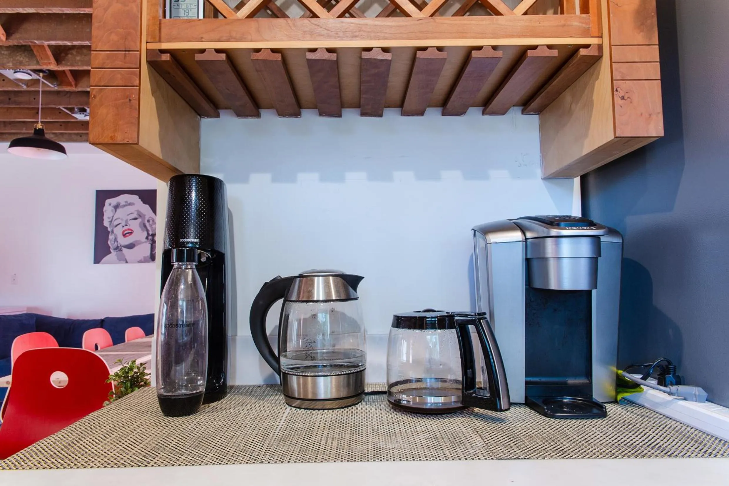 Coffee/tea facilities in The Rumi