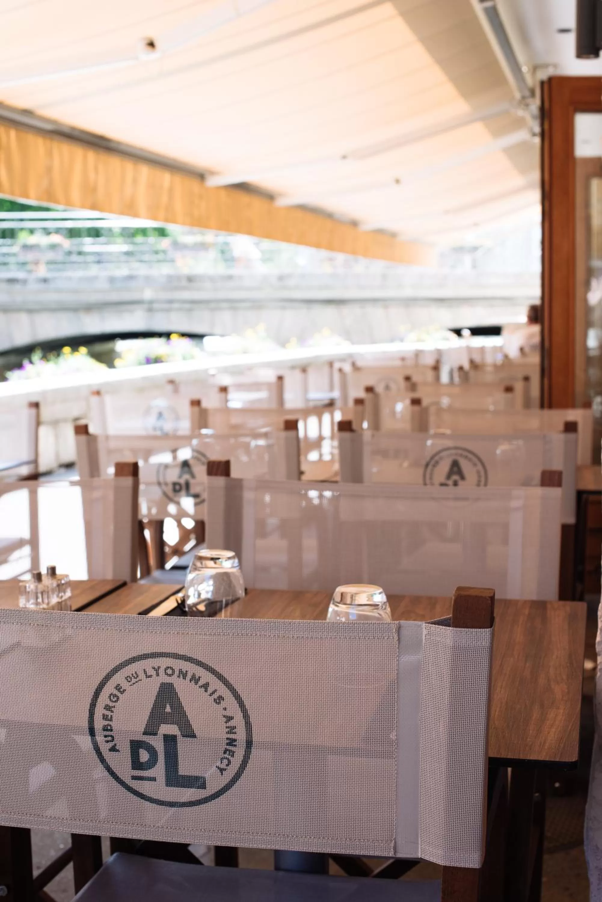 Restaurant/places to eat in Auberge du Lyonnais