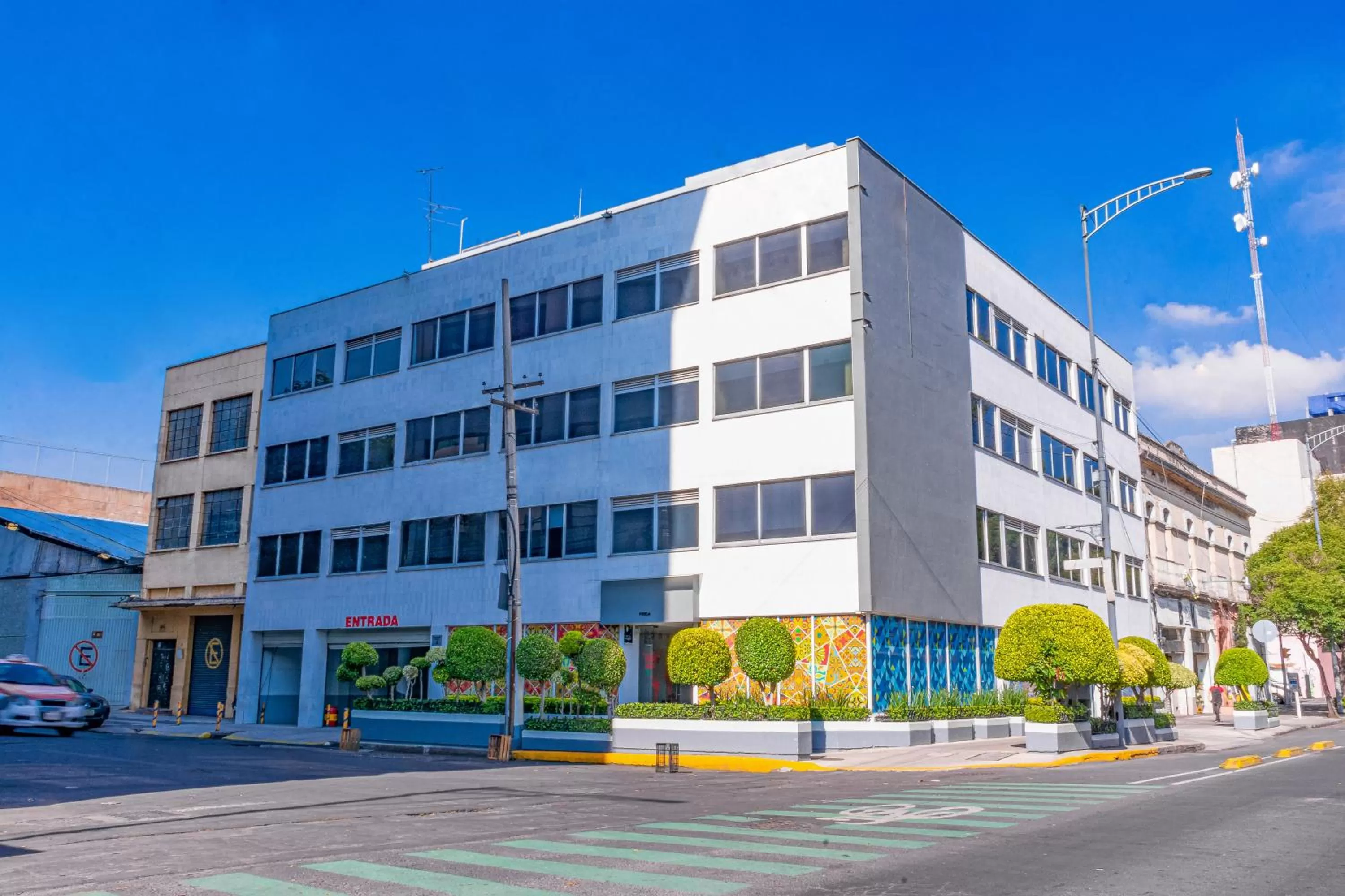 Facade/entrance in Frida Costa Azul