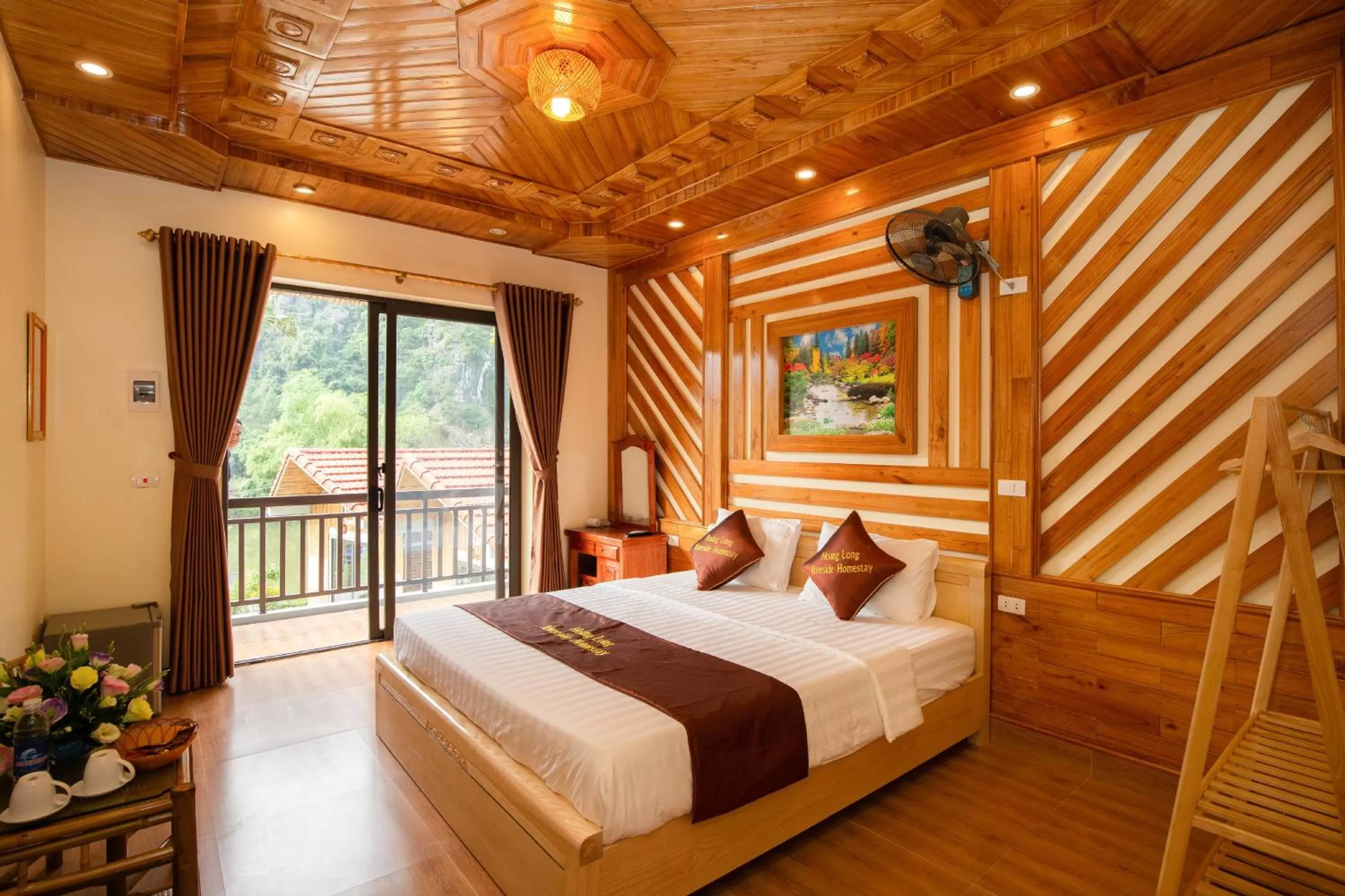 Bed in HoangLong Riverside Homestay