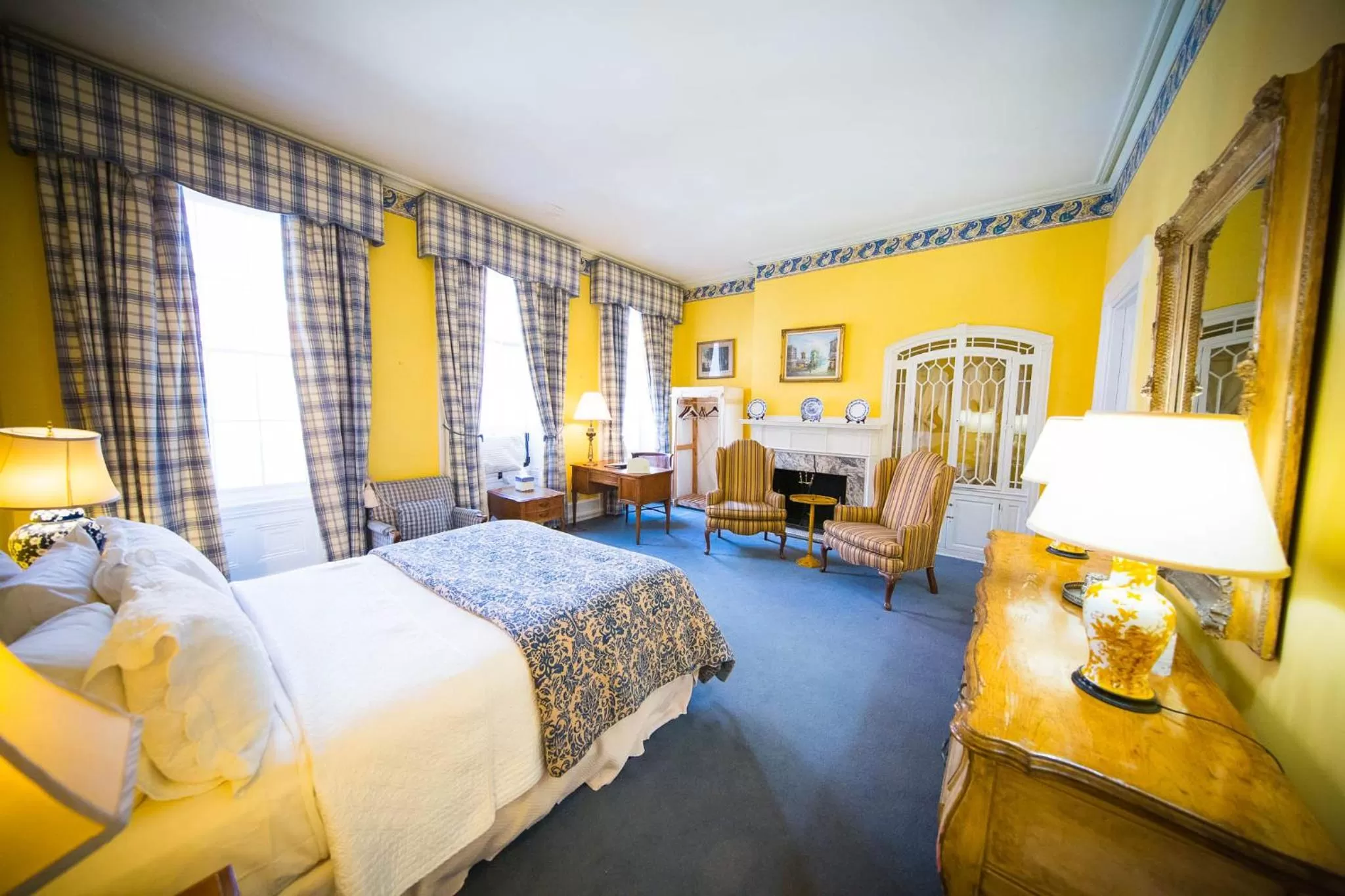 Photo of the whole room in La Reserve Bed and Breakfast