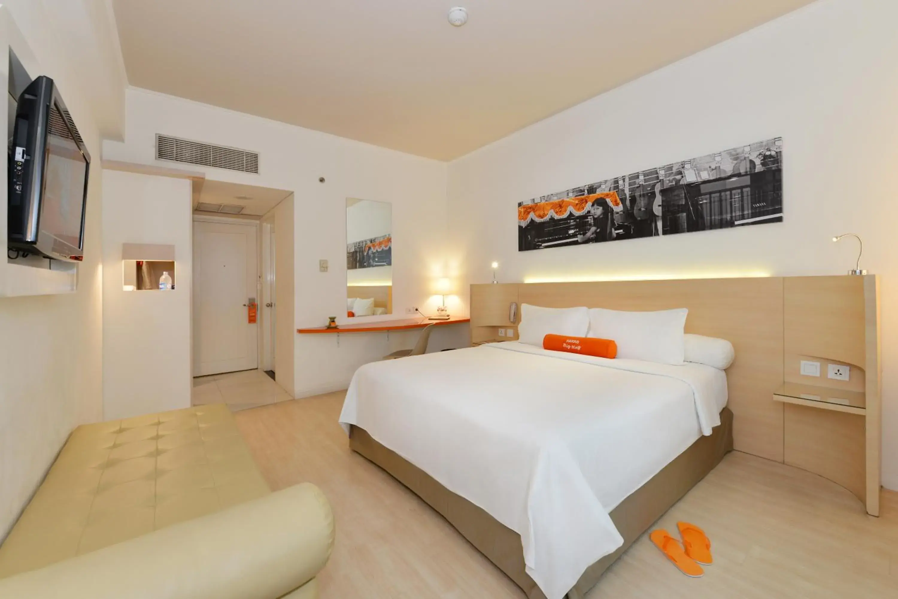 HARRIS Double or Twin Room in Cityloog Hotel Tebet Jakarta HARRIS Double or Twin Room in Cityloog Hotel Tebet Jakarta