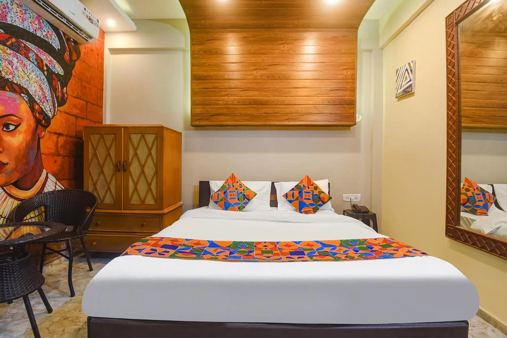 Bed in FabExpress Corinthia Boutique Rooms - Nr Candolim Beach