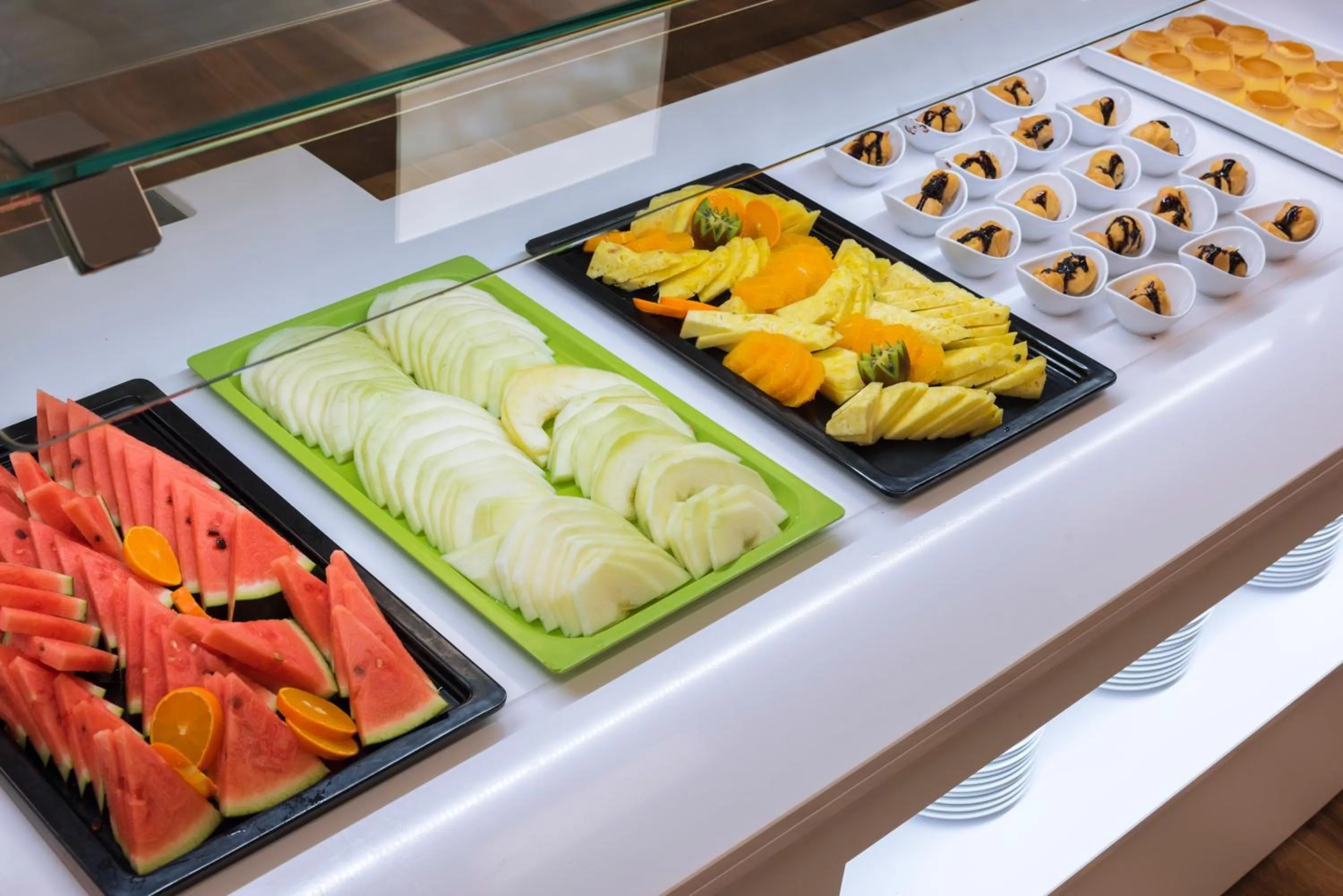 Continental breakfast in Hotel Oasis Park Splash