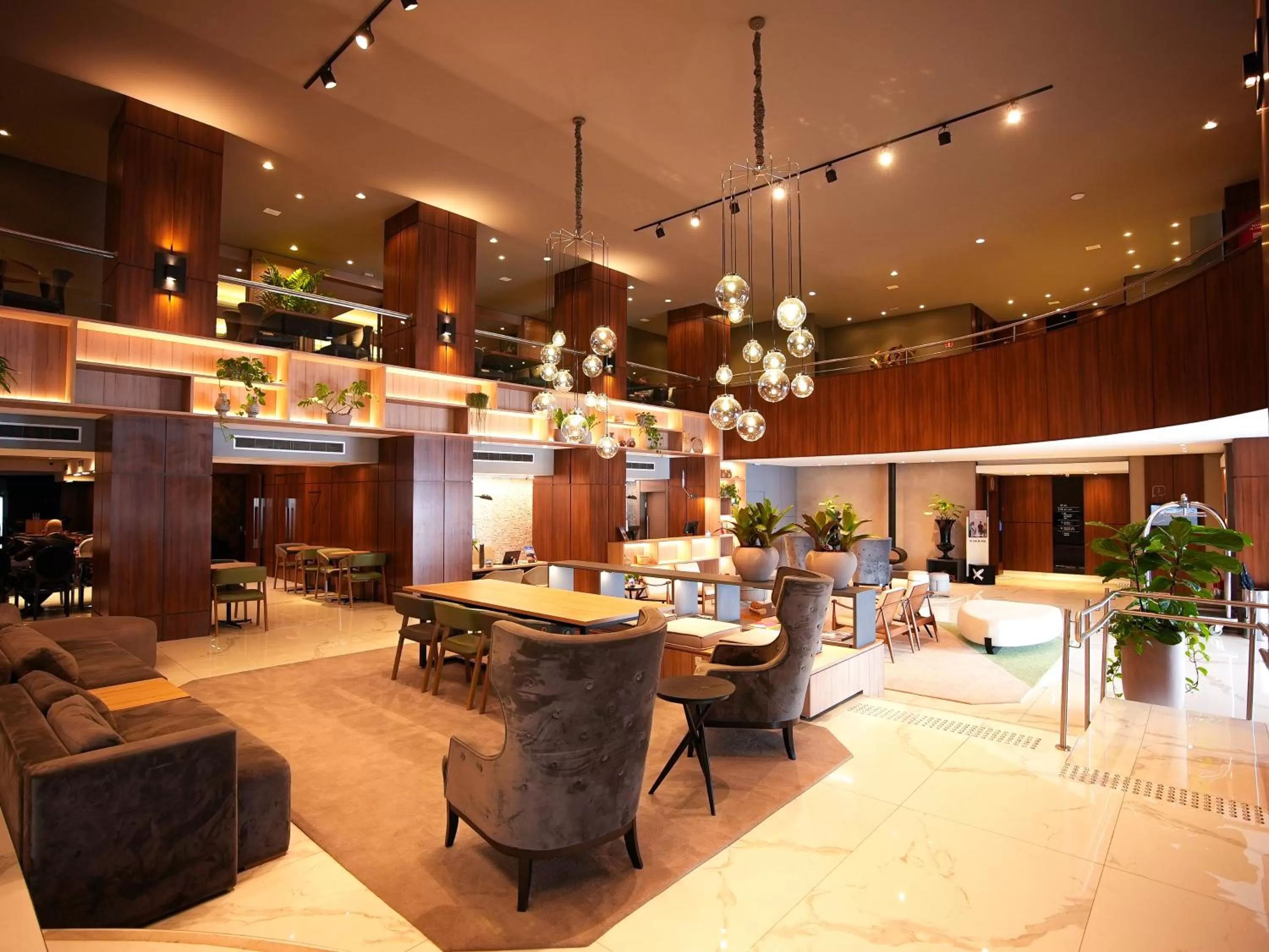 Living room in Grand Mercure Curitiba Rayon