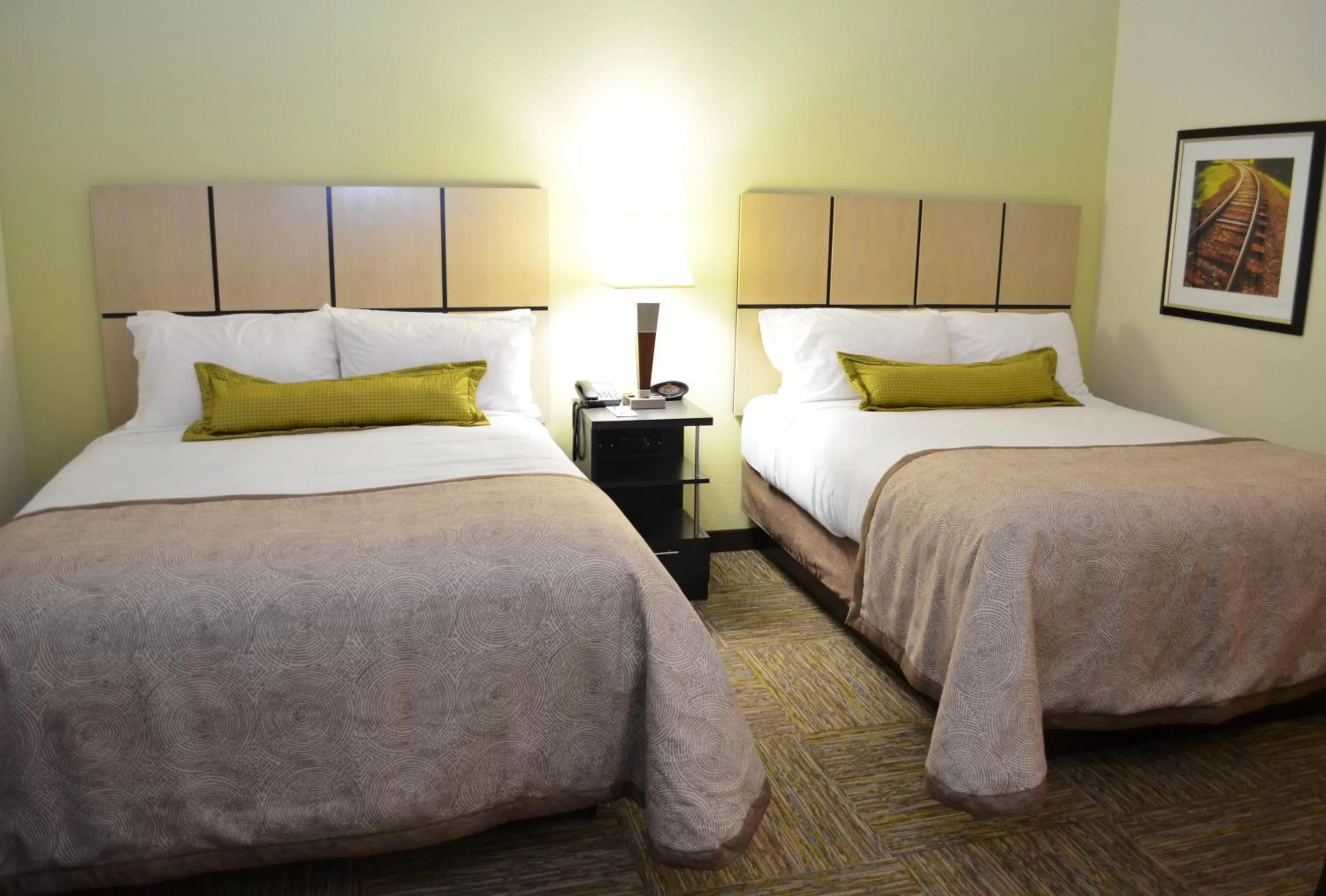 Photo of the whole room, Bed in Candlewood Suites Greenville by IHG