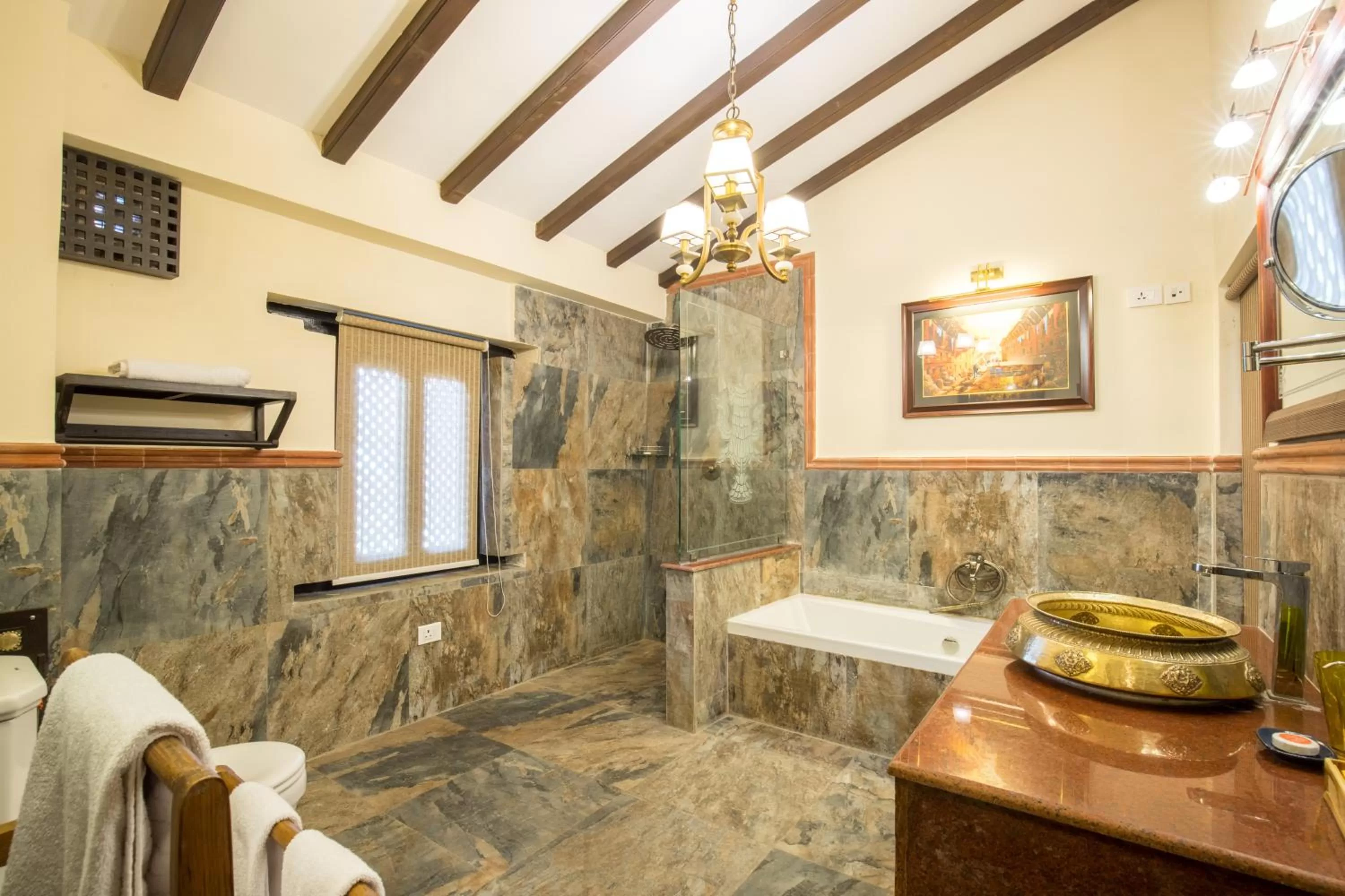 Shower in Baber Mahal Vilas - The Heritage Hotel