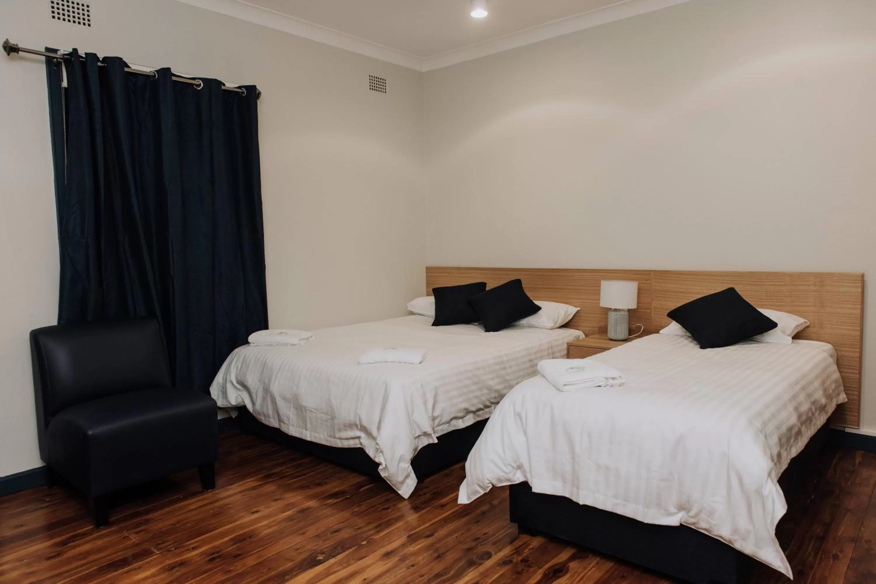 Bedroom in Gunnedah Hotel