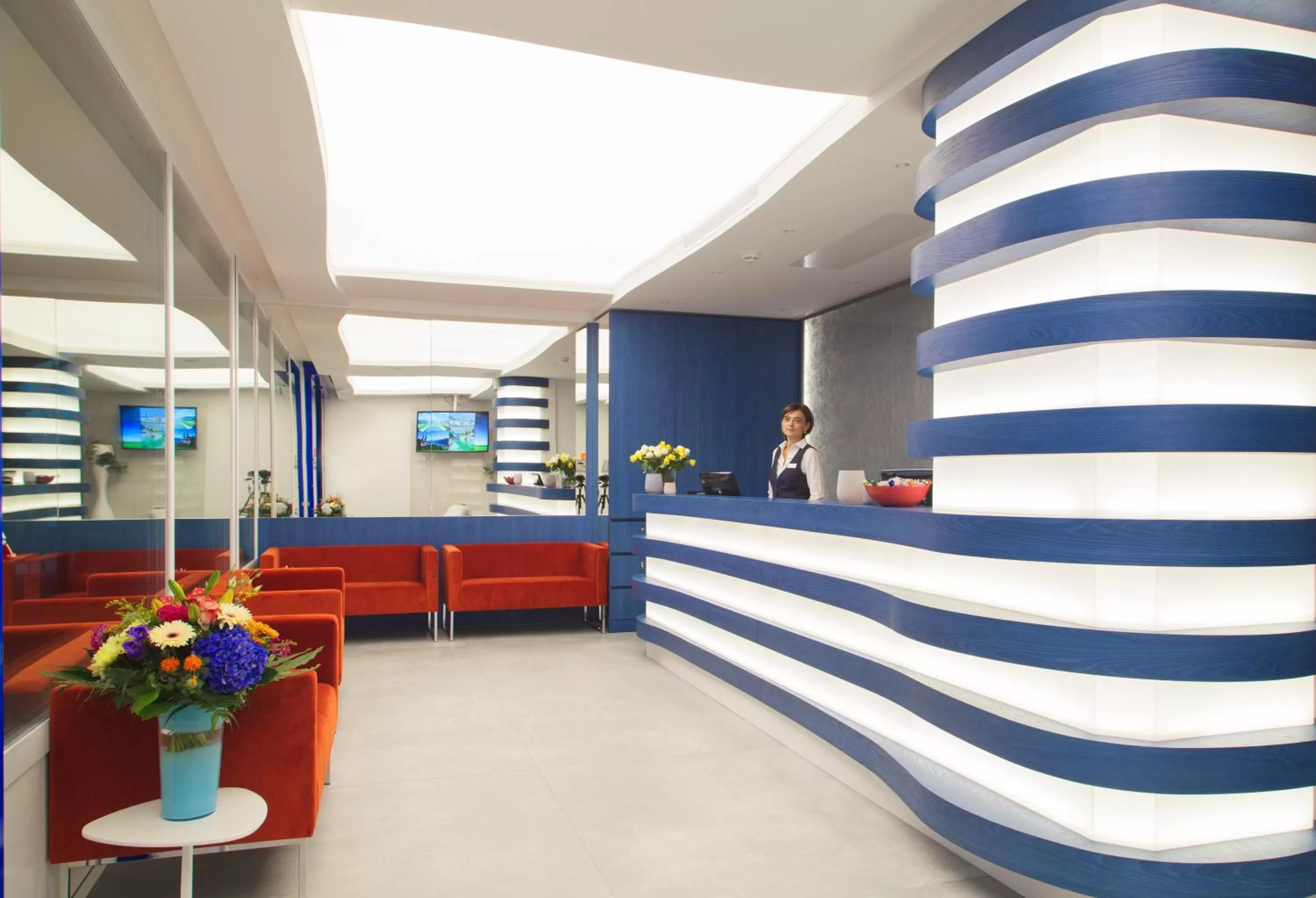 Lobby or reception in Hotel City Locarno