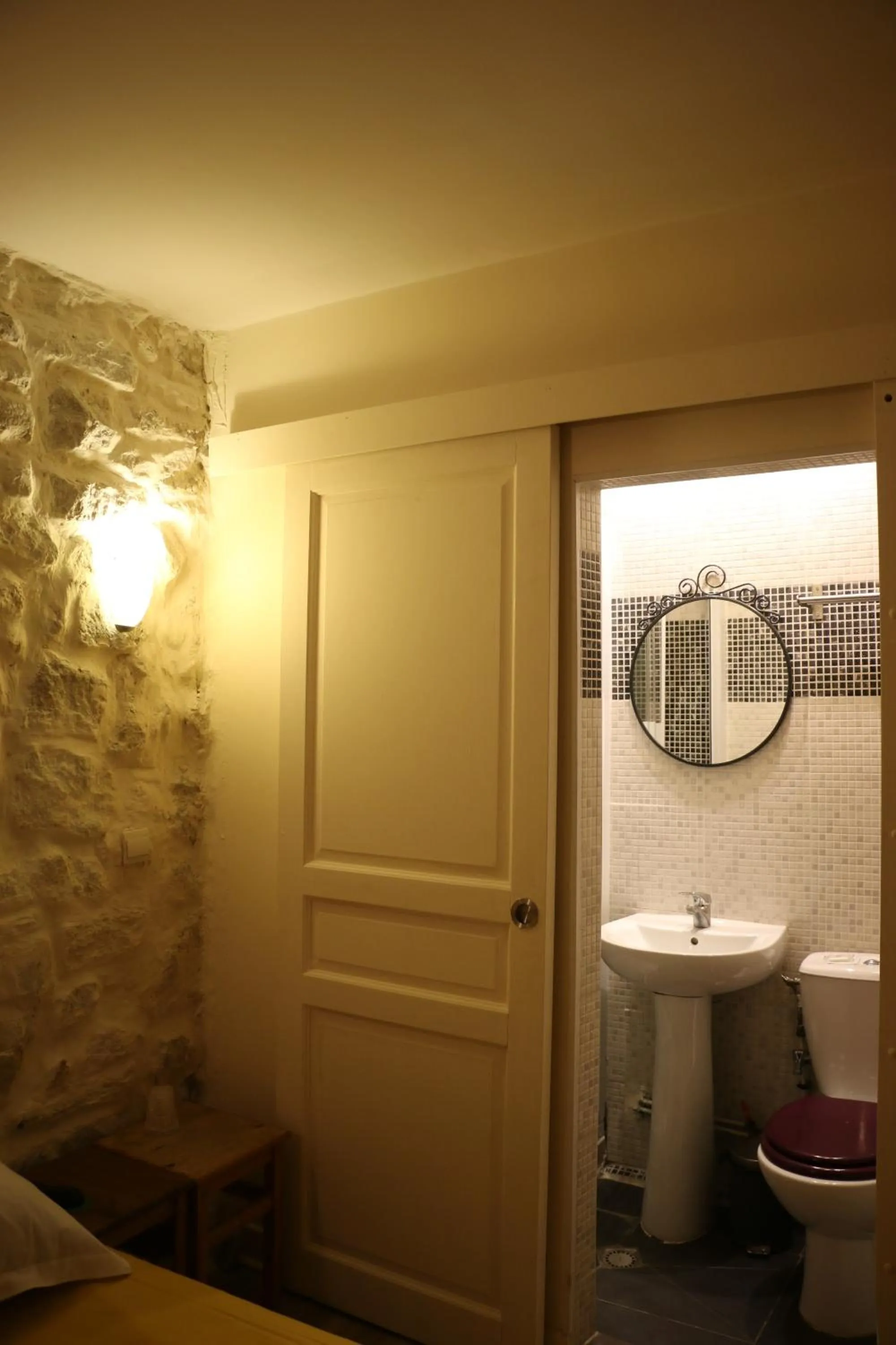 Shower in Grand Hôtel de Clermont