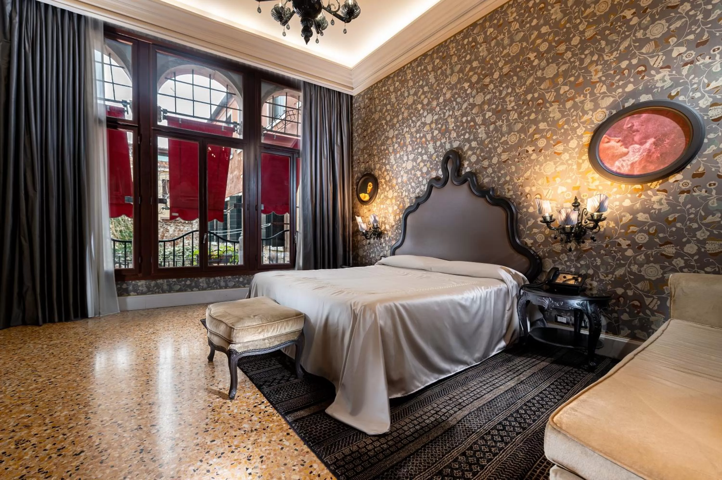 Bed in Hotel Palazzetto Madonna