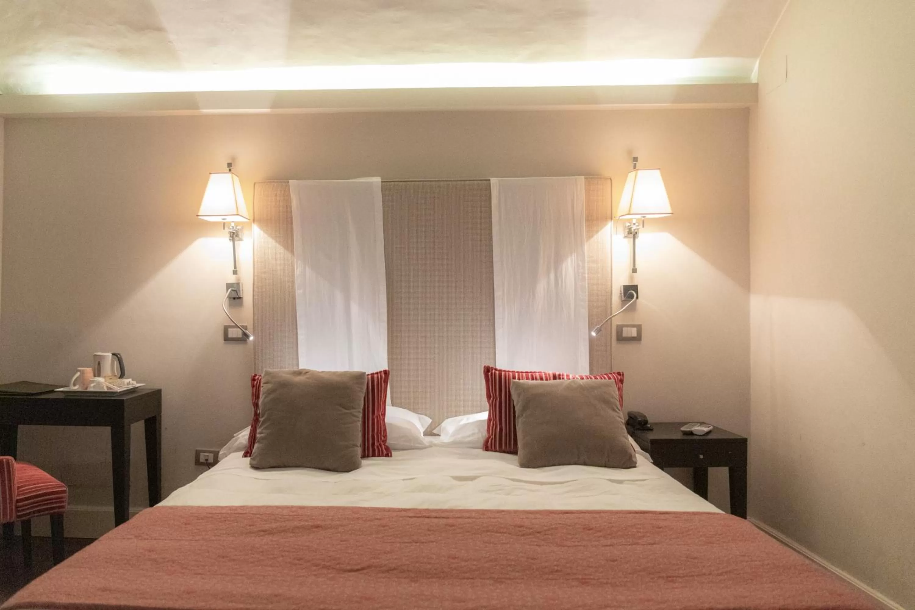 Bed in Hotel Clitunno