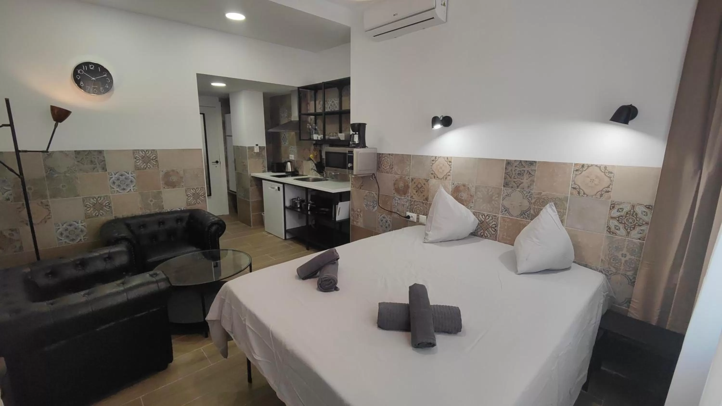 Photo of the whole room, Bed in Hotel Apartamentos Pueblo Mar