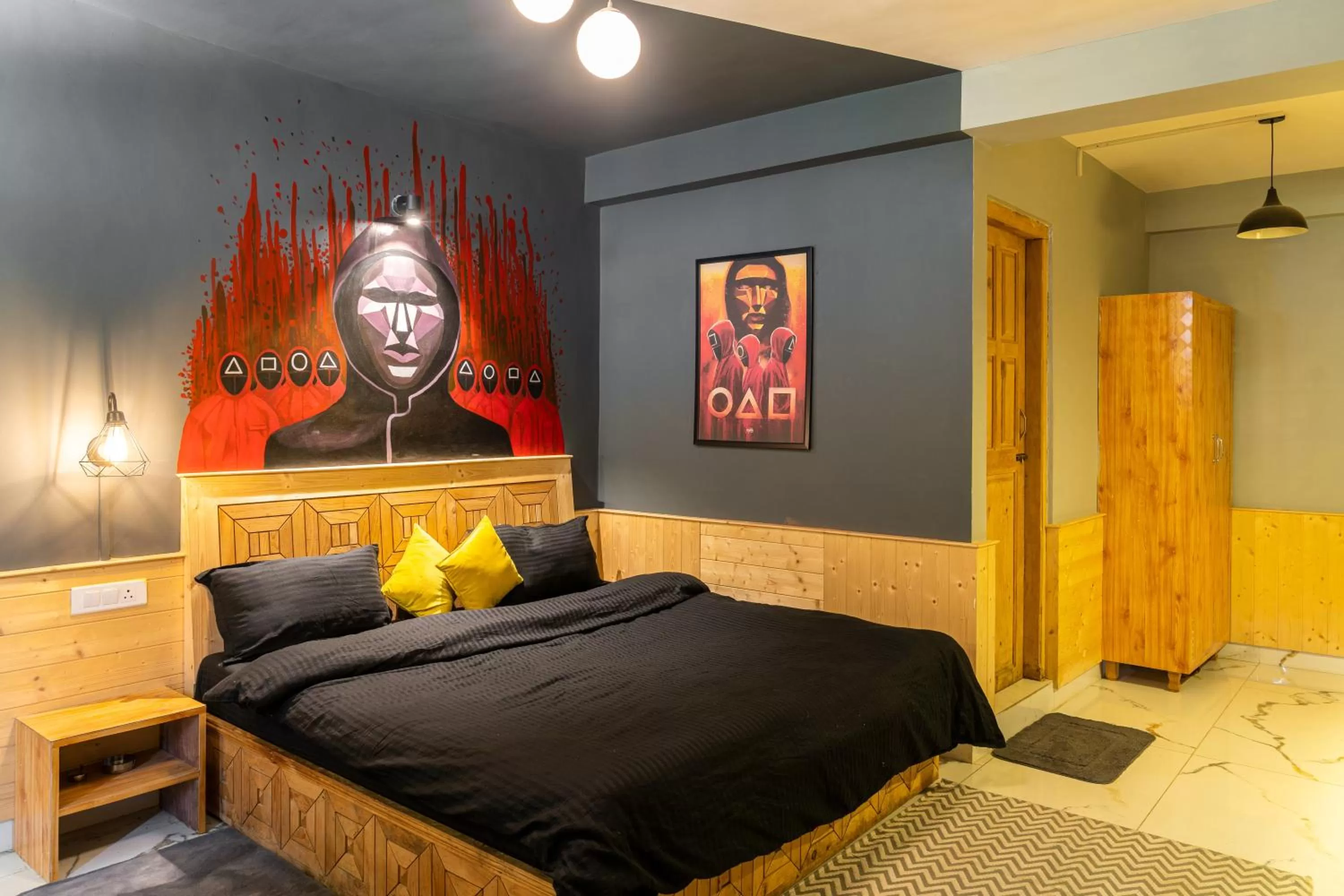 Bed in Whoopers Hostel Manali