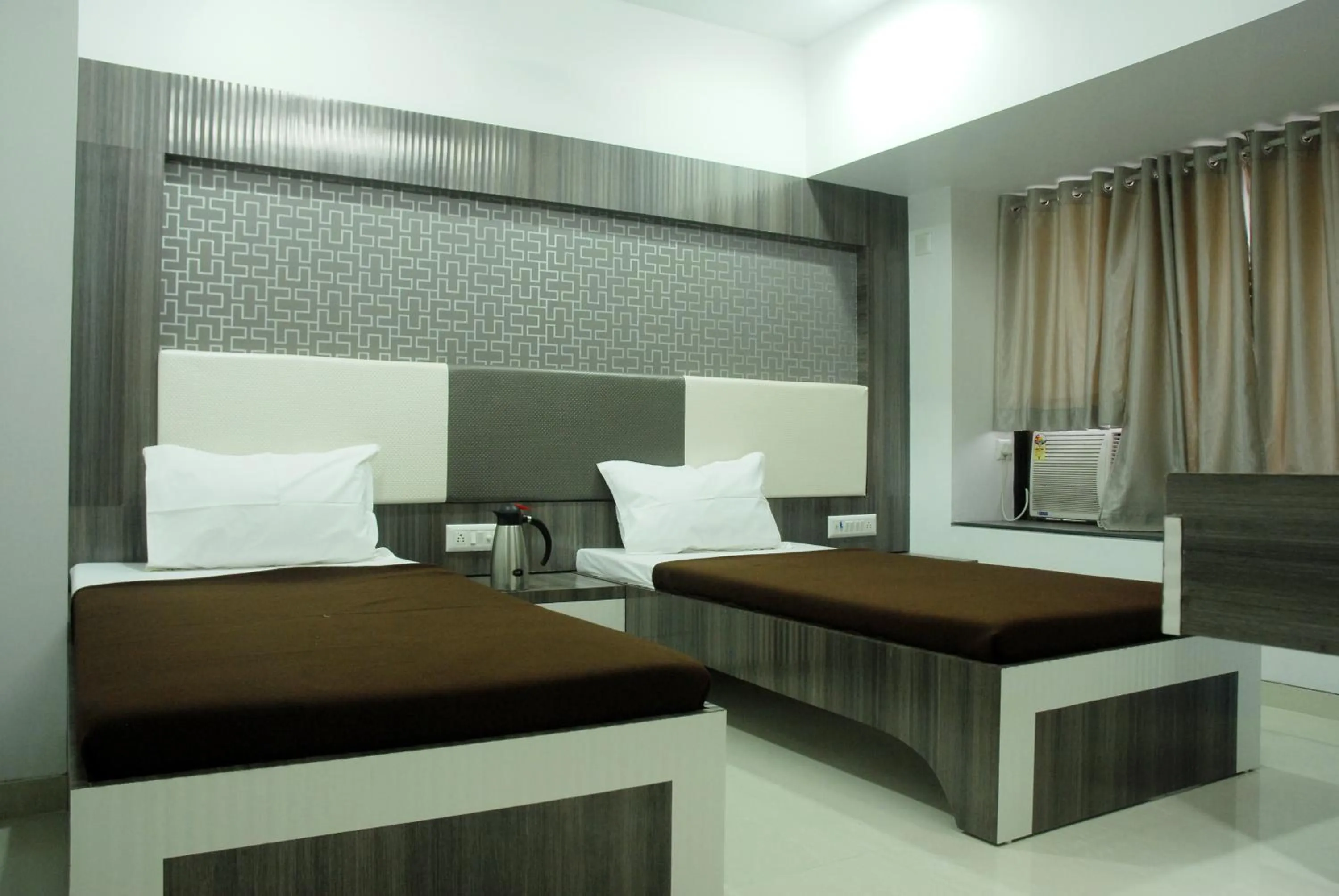 Bed in Hotel City View