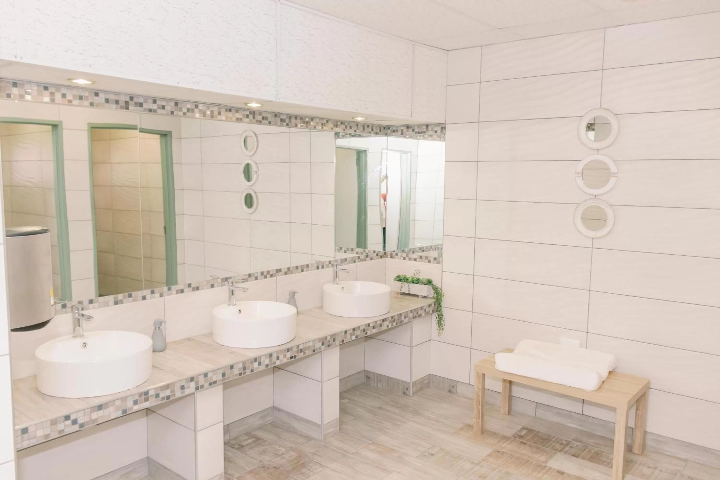 Lobby or reception, Bathroom in Okahandja Country Hotel