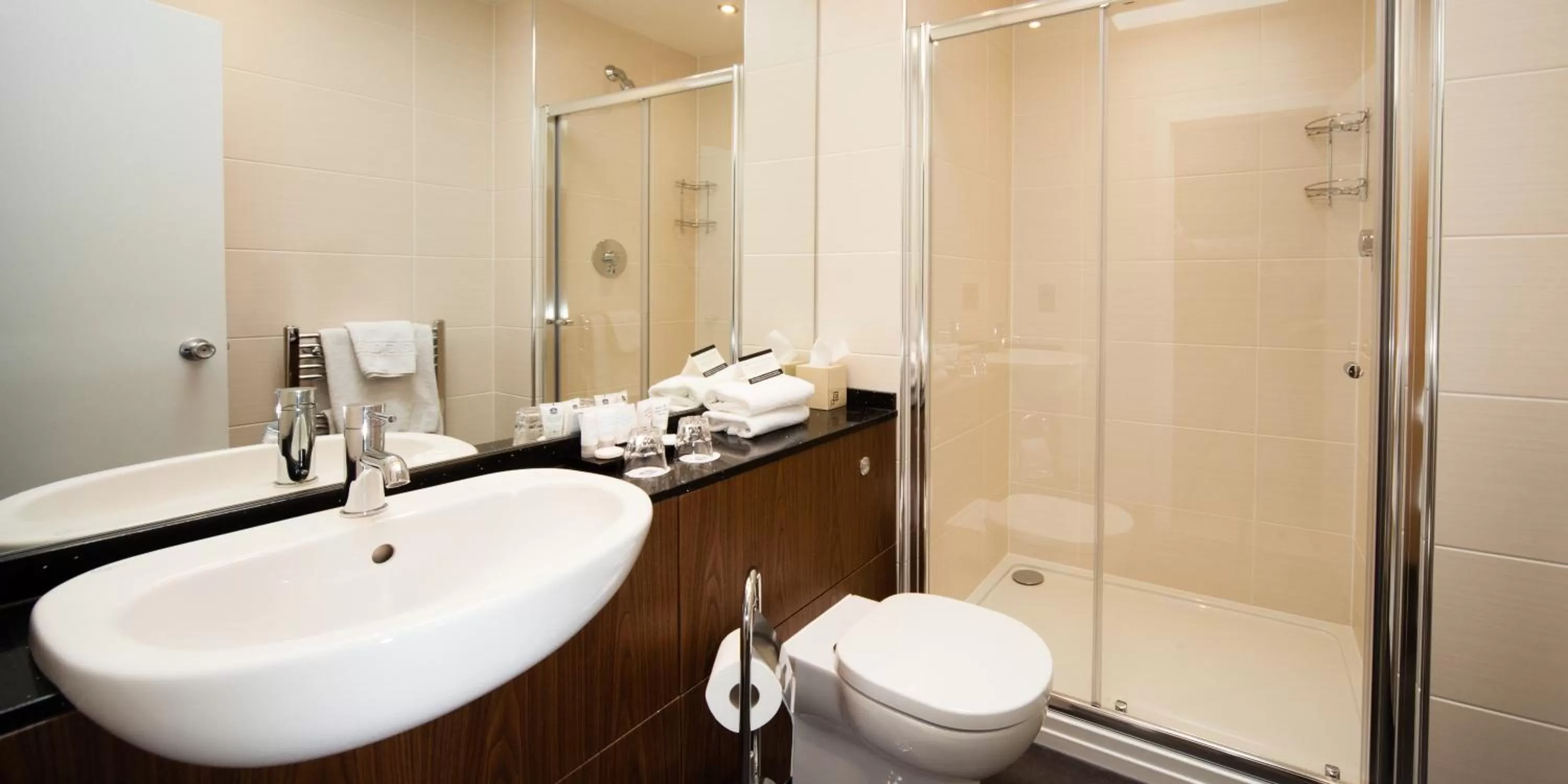 Shower in Inverness Palace Hotel & Spa, WorldHotels Distinctive