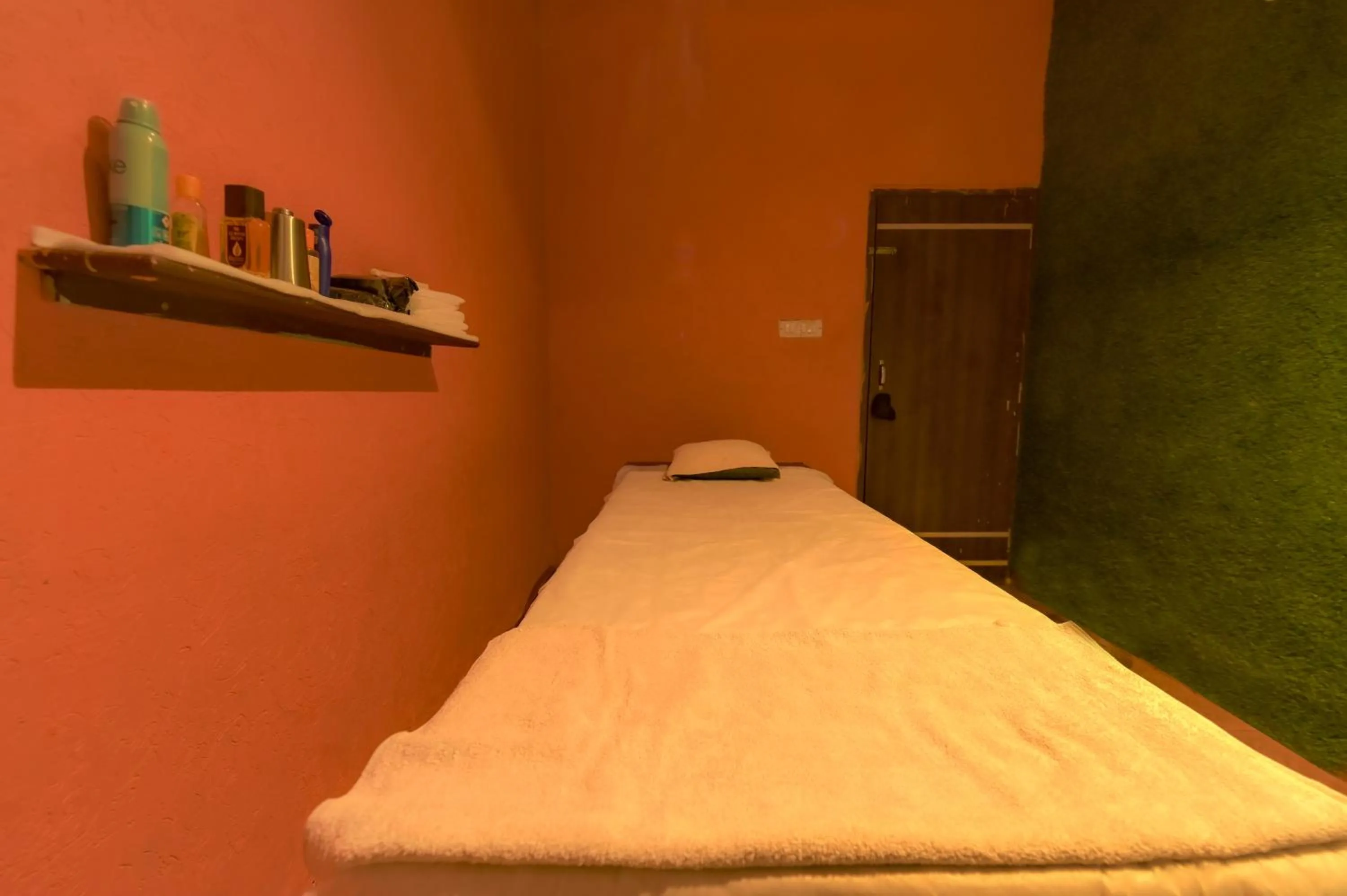 Spa and wellness centre/facilities in The Byke Boutique - Hotel Grassfield, Jaipur