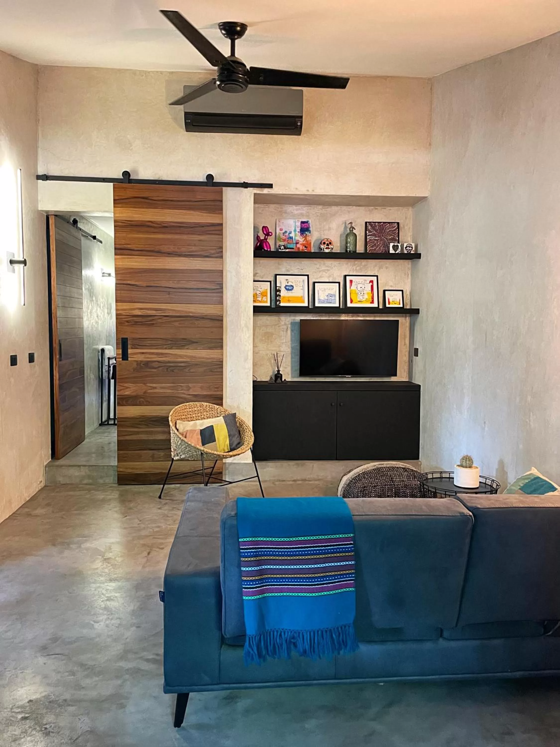 Living room in LOTE4 - LGBTQ Studios