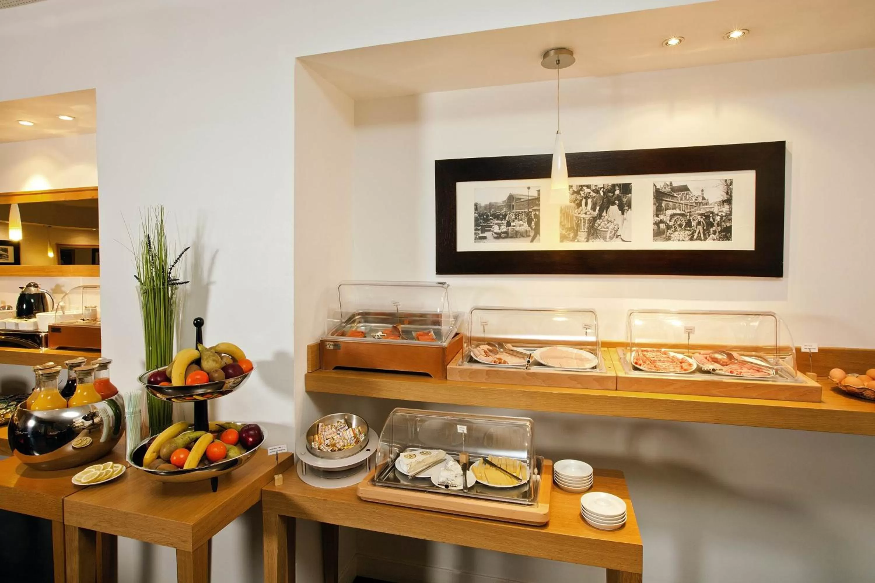 Food in Residhome Paris Opéra