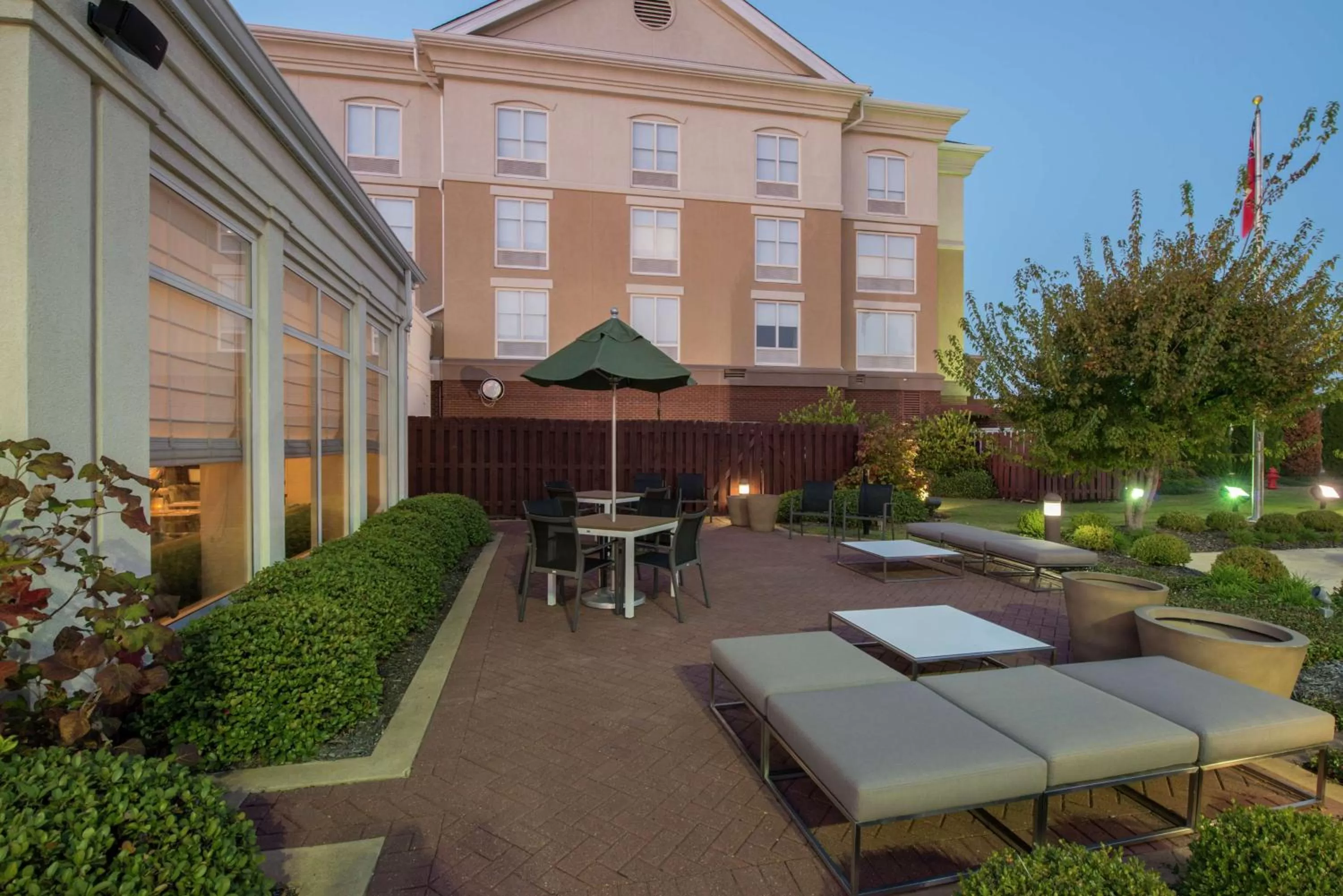 Property building in Hilton Garden Inn Tupelo