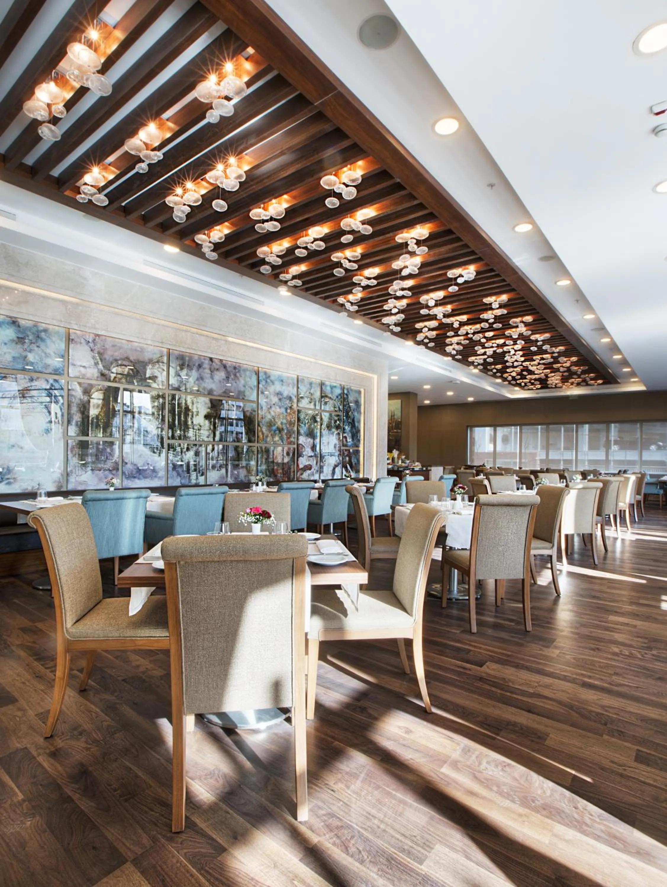 Restaurant/places to eat in Dedeman Bostanci Istanbul Hotel & Convention Center
