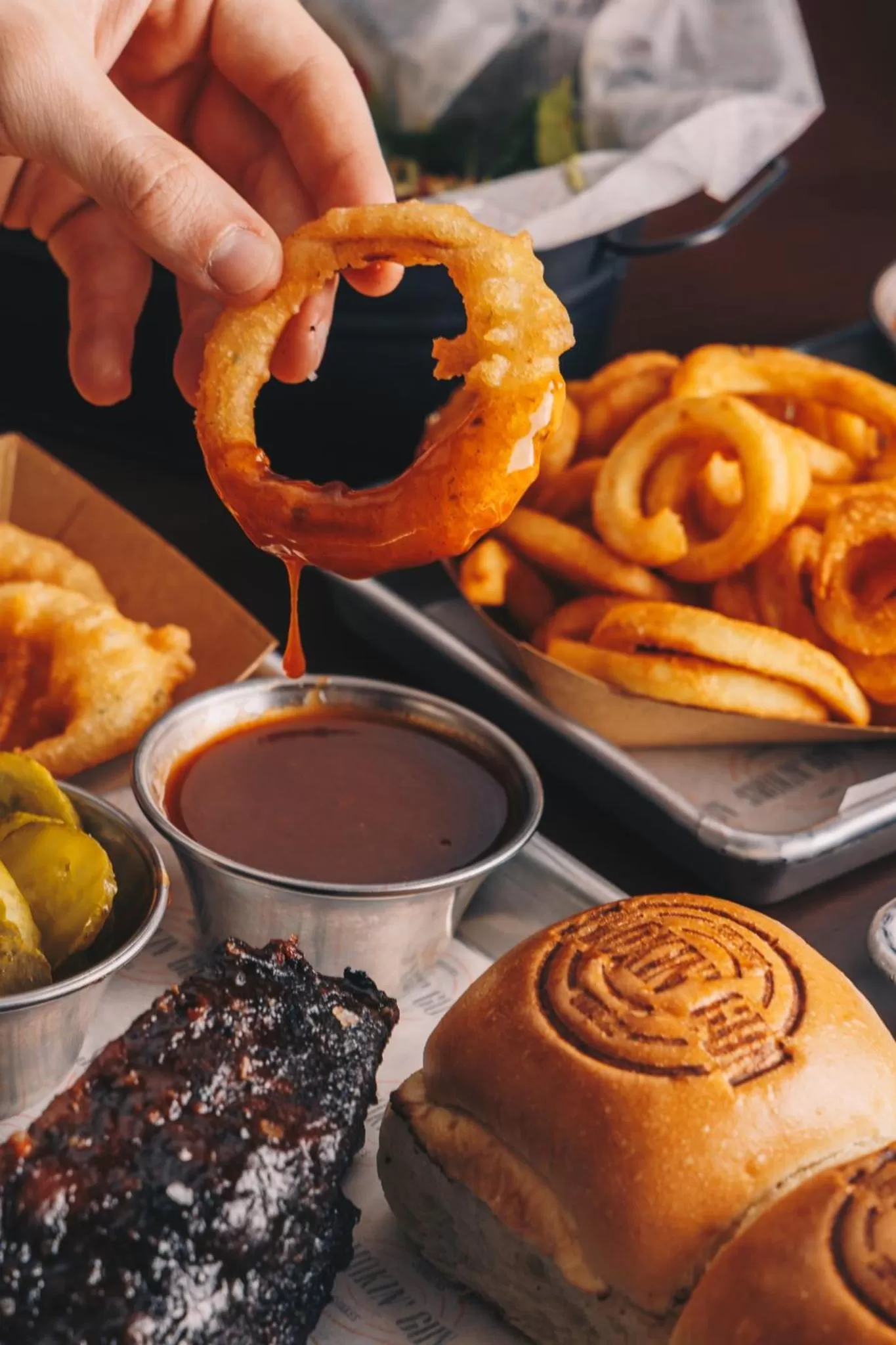 Restaurant/places to eat in JA Lake View Hotel, Dubai