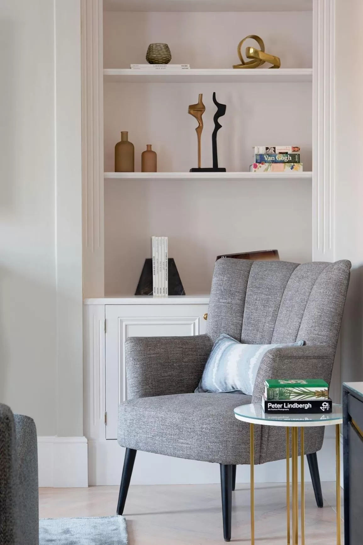 Living room in 11 Cadogan Gardens and The Apartments by Iconic Luxury Hotels