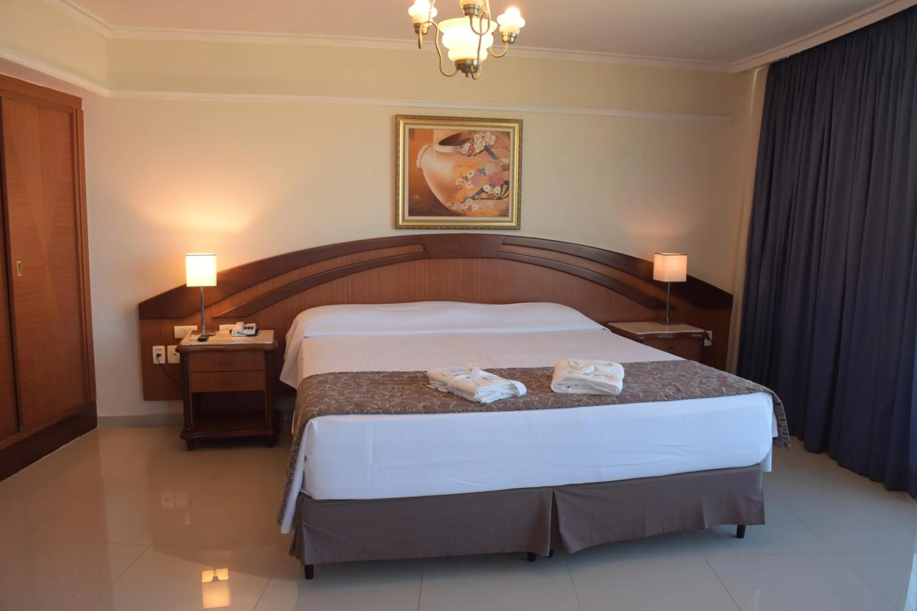 Bed in Hotel Golden Park Internacional Foz & Convenções By Nacional Inn