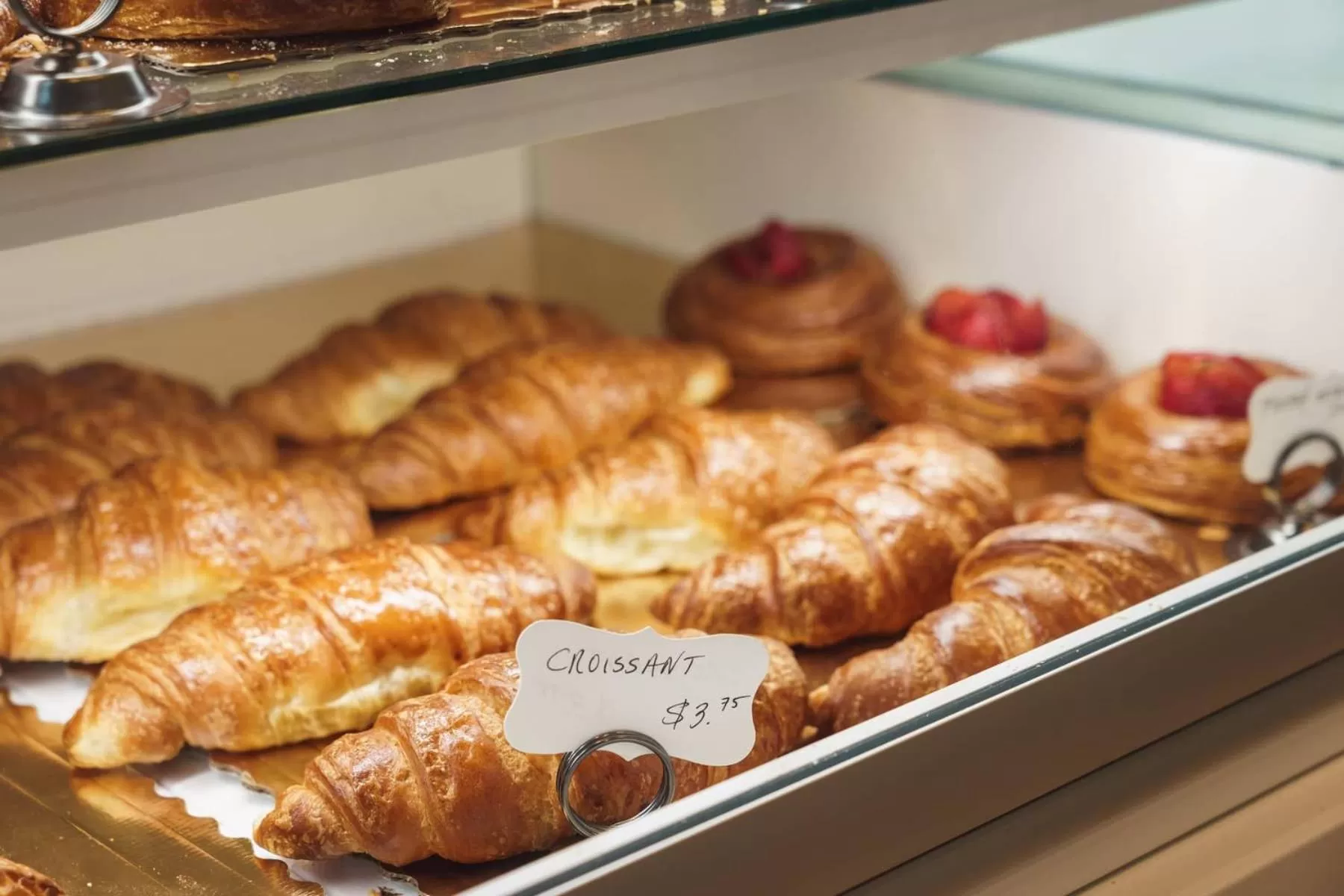 Breakfast in Hollywood Historic Hotel