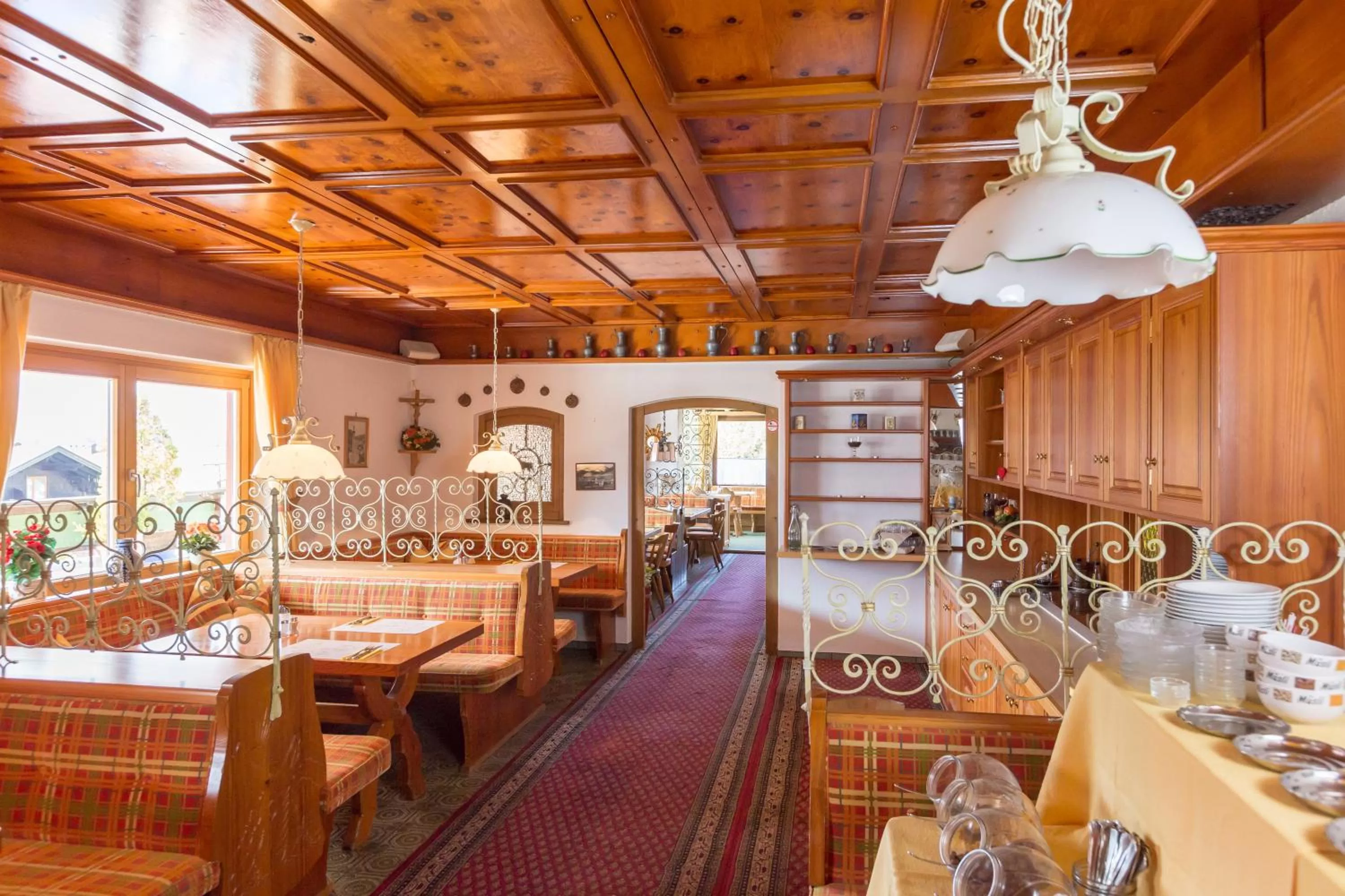 Buffet breakfast in Hotel Sonnleiten