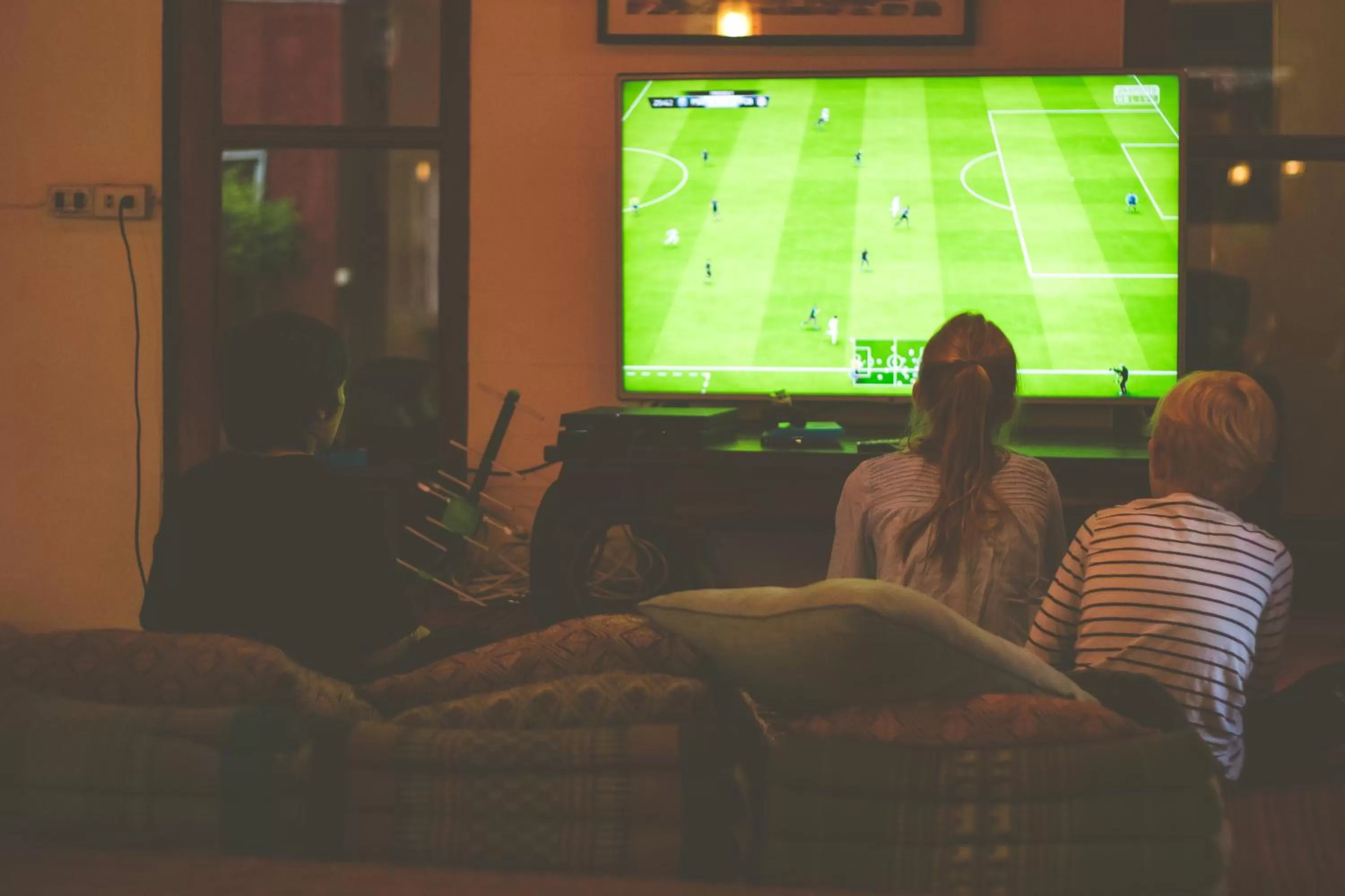 Communal lounge/ TV room in Joy's House & Tour